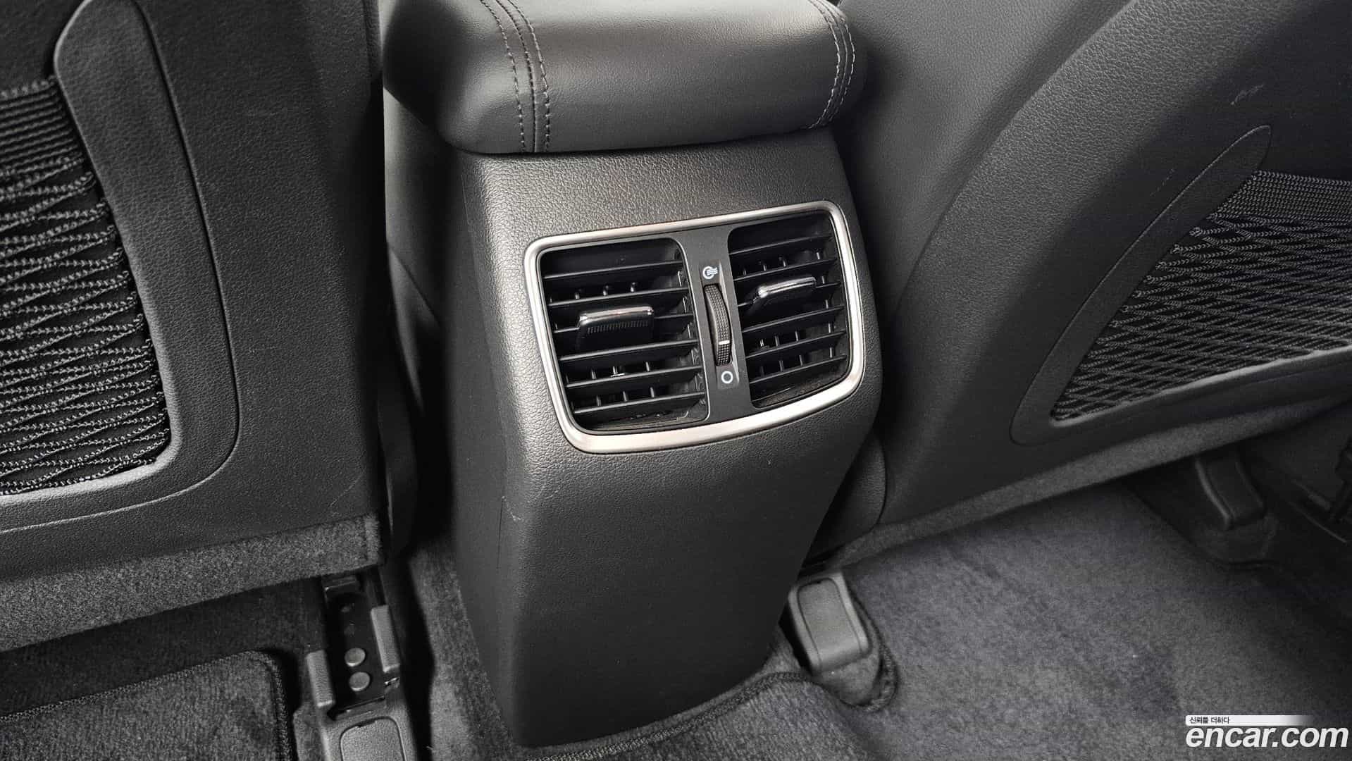 Tucson Hyundai 2019.3-OPTION-042