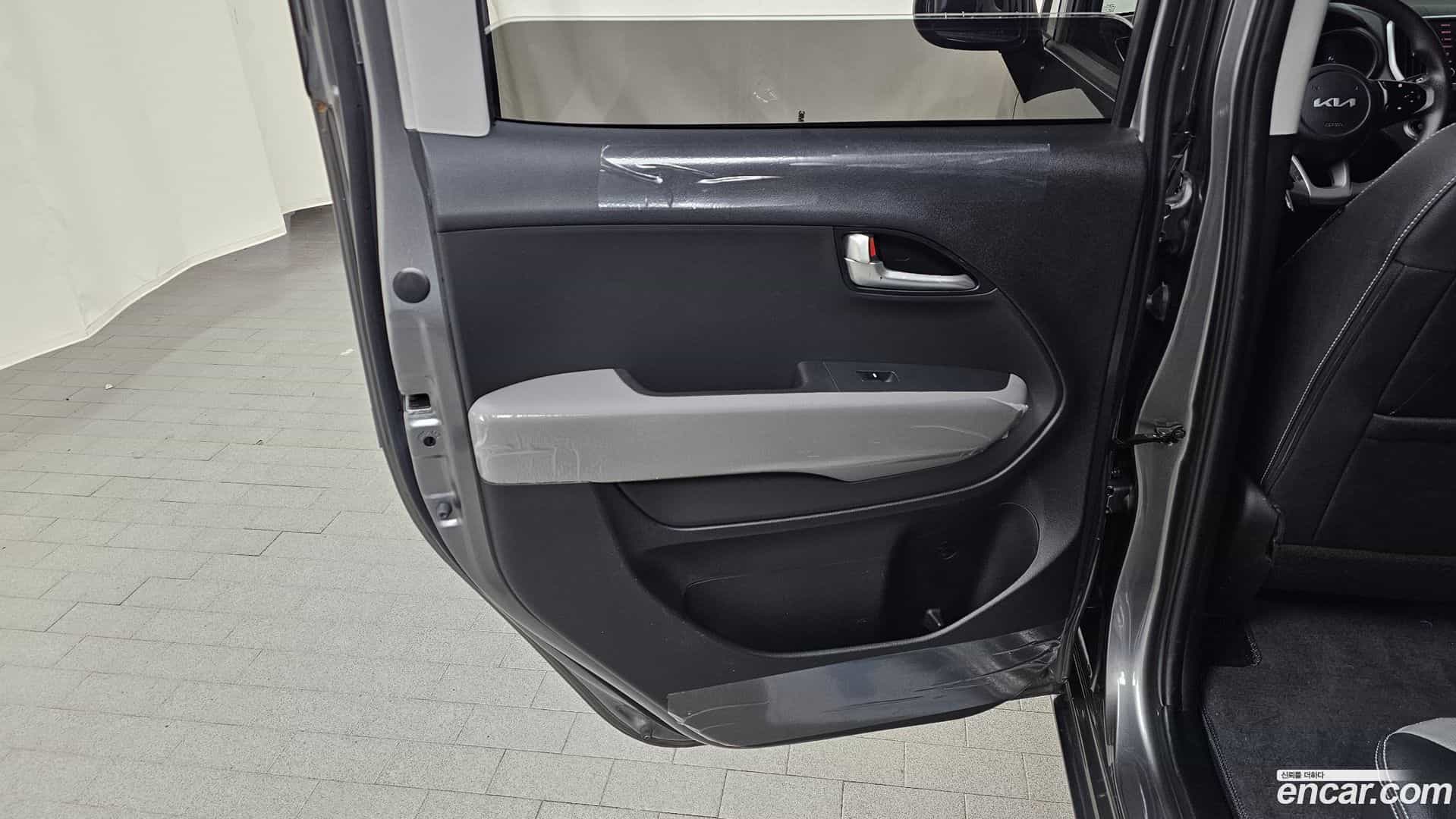 RAY Kia 2022.3-INNER-035