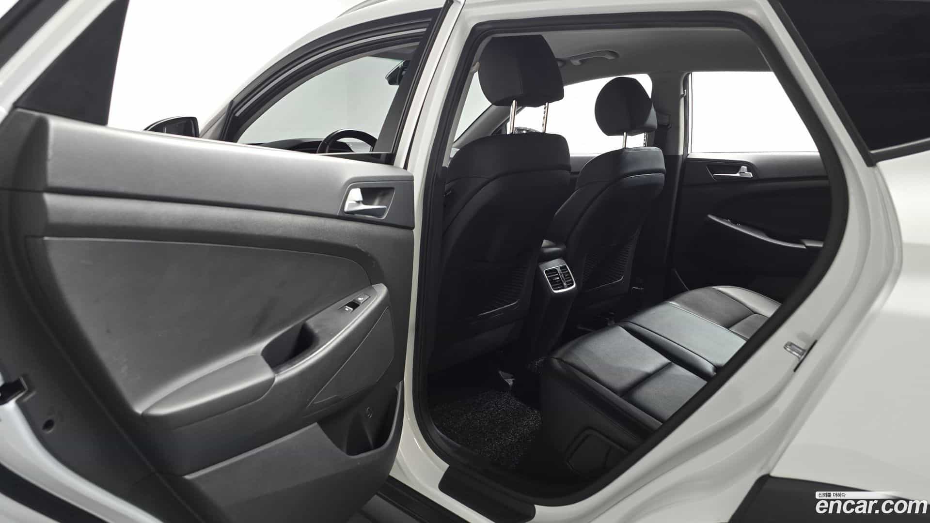 Tucson Hyundai 2019.4-INNER-036