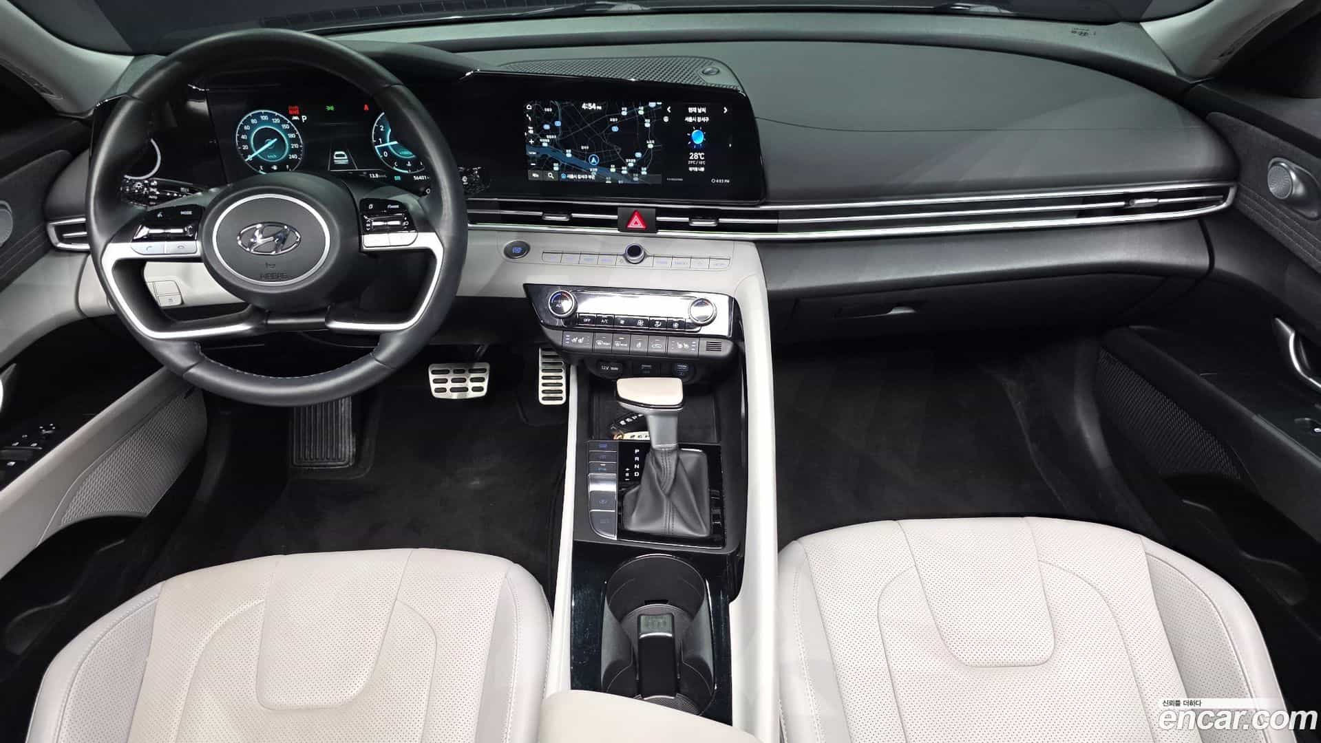 AVANTE Hyundai 2022.10-INNER-007