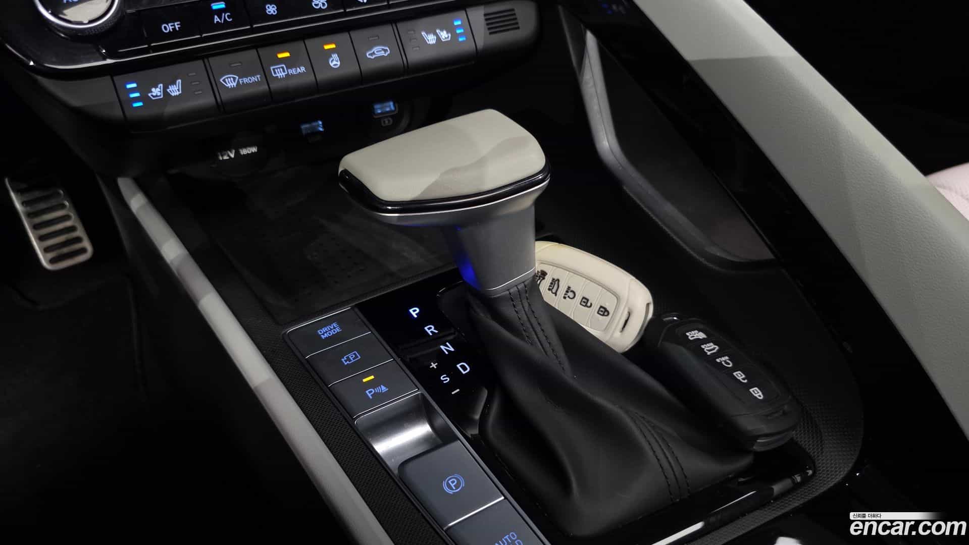 AVANTE Hyundai 2022.10-INNER-009