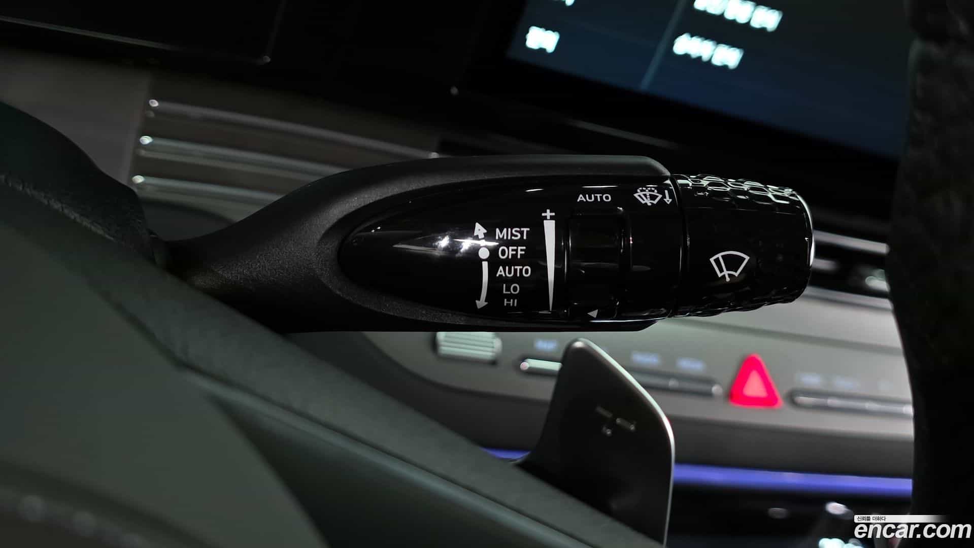 Grandeur Hyundai 2022.5-OPTION-048