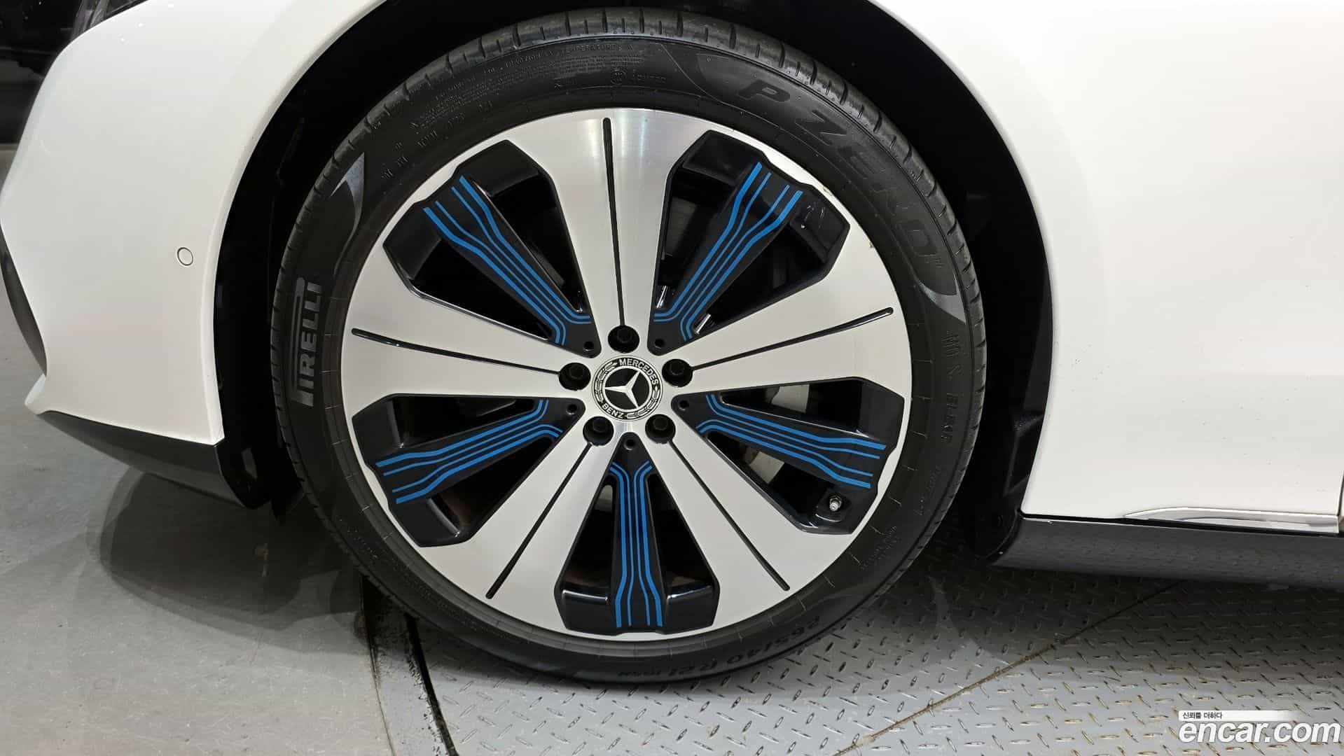 EQS Mercedes-Benz 2023.5-OUTER-005