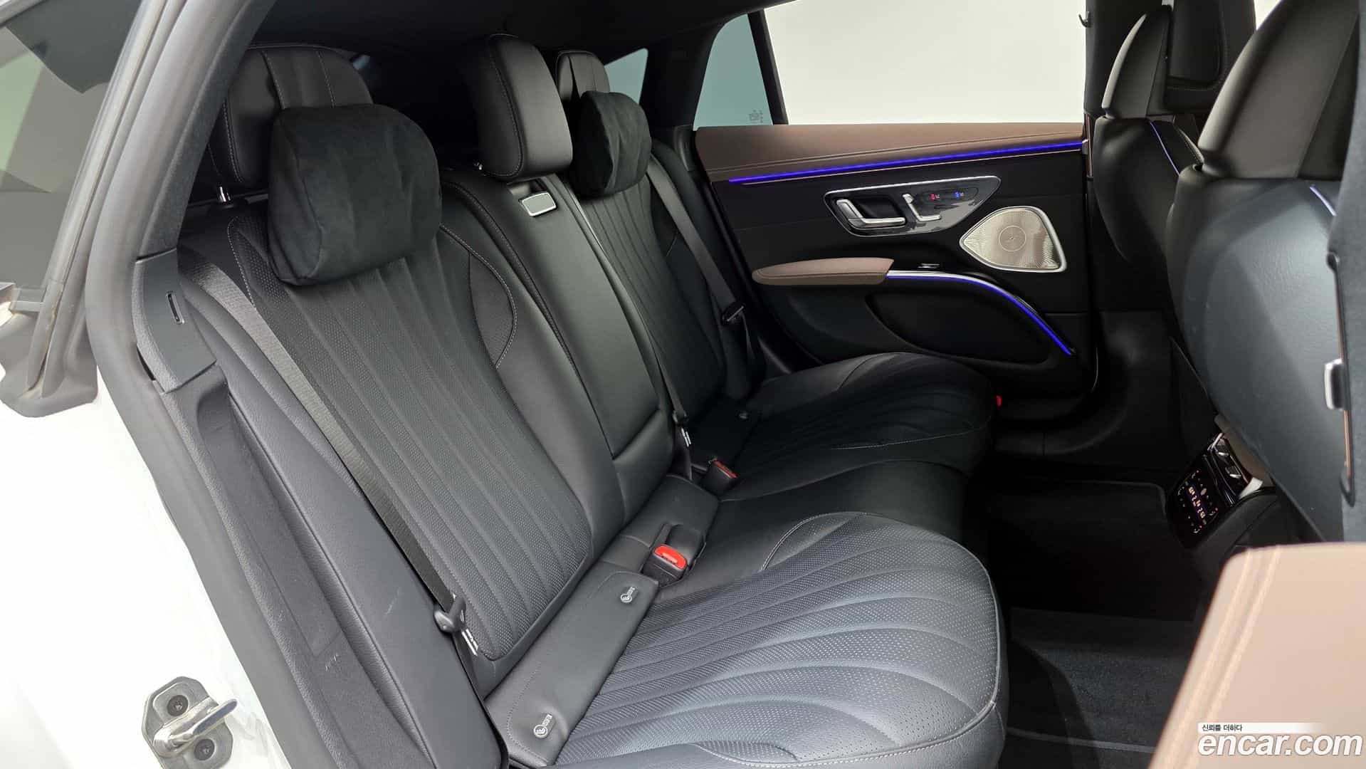 EQS Mercedes-Benz 2023.5-OPTION-015
