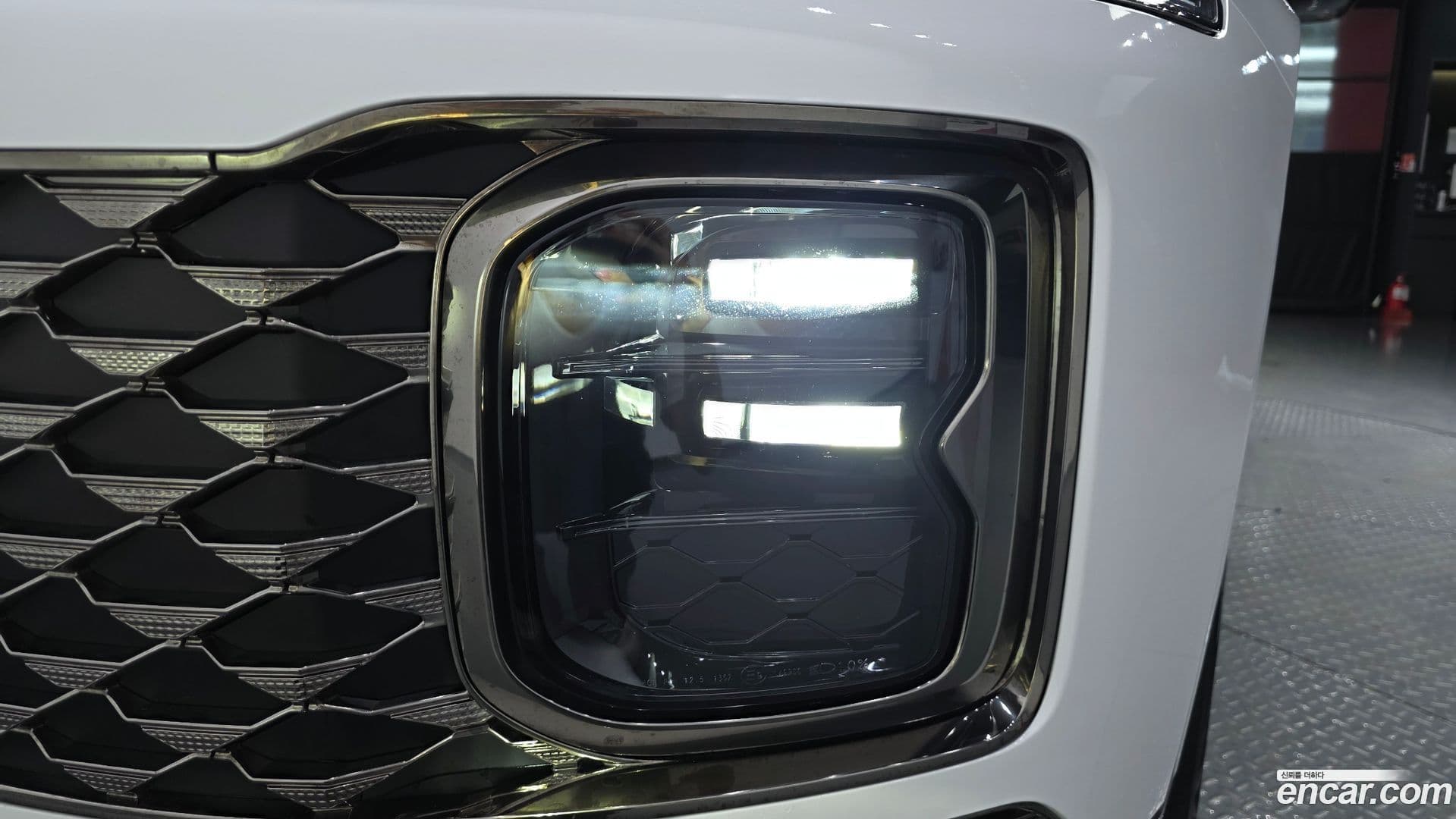 Main__Slider__Photo:Grandeur Hyundai 2023.10-21