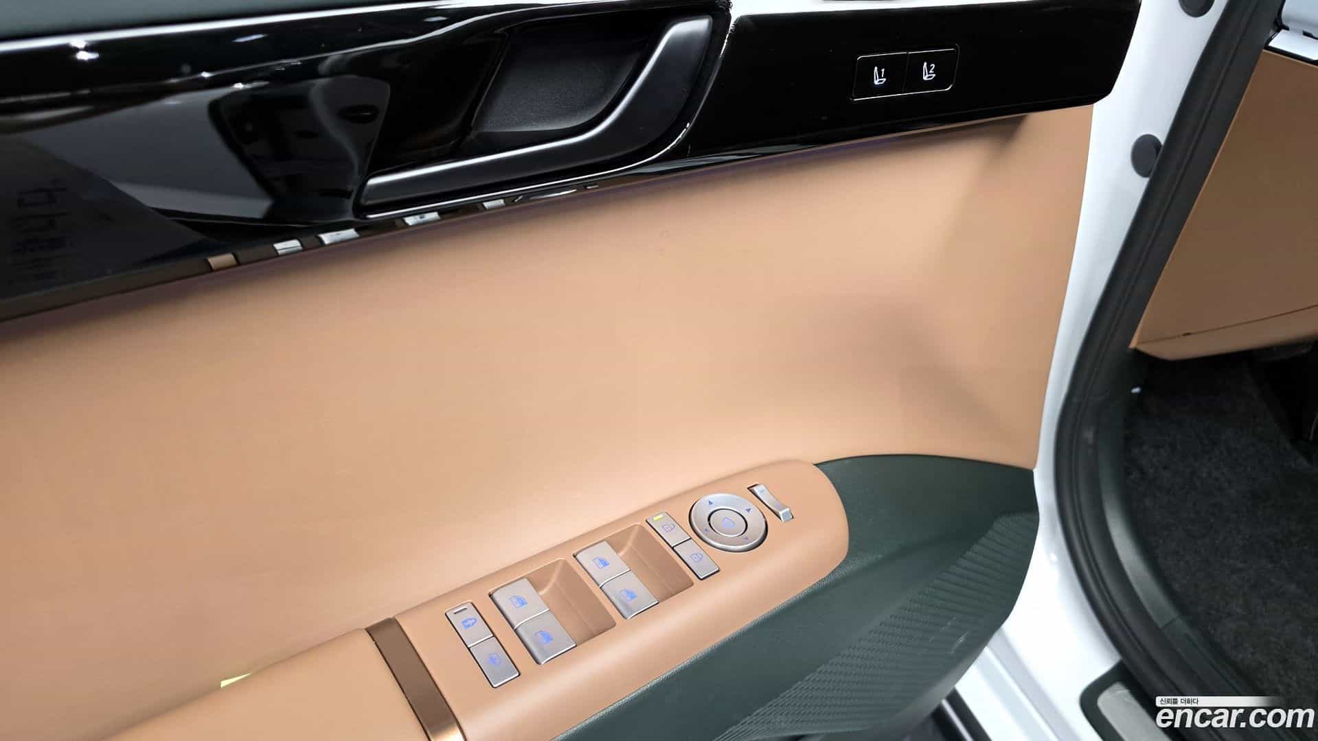 Grandeur Hyundai 2023.10-OPTION-043