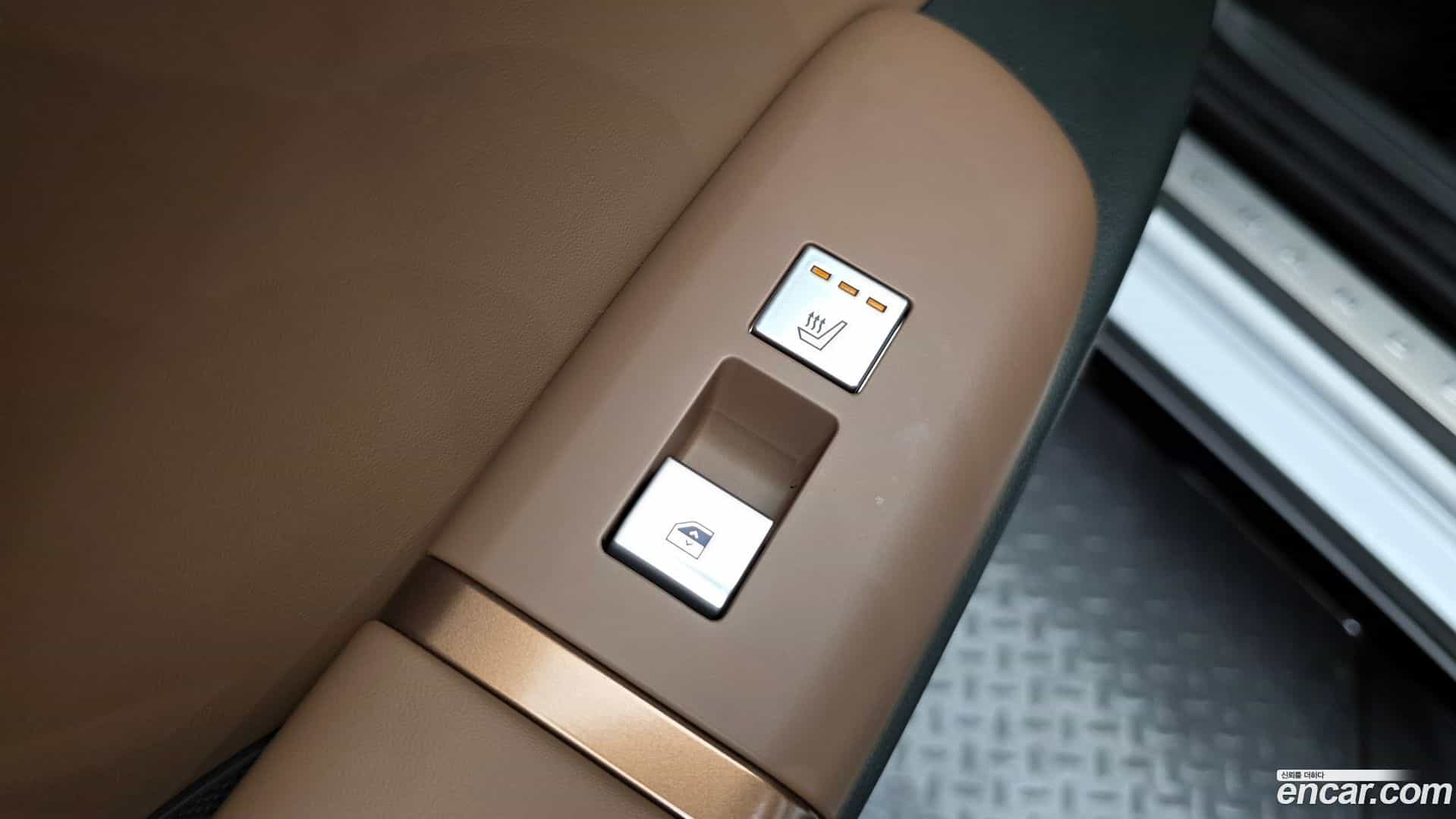 Grandeur Hyundai 2023.10-OPTION-049