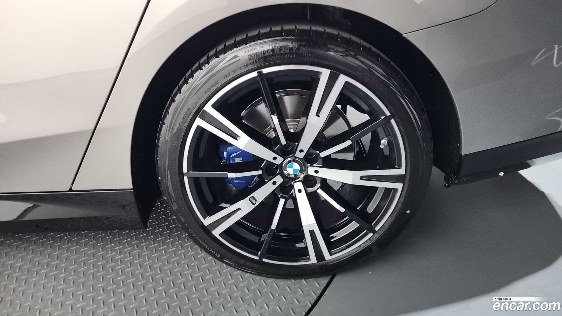 5-Series BMW 2025.4-OUTER-031