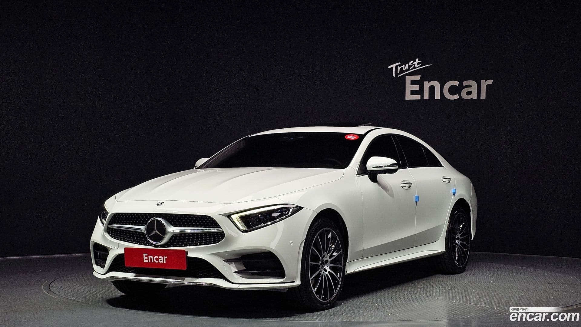 Main__Slider__Photo:CLS-Class Mercedes-Benz 2021.4-0