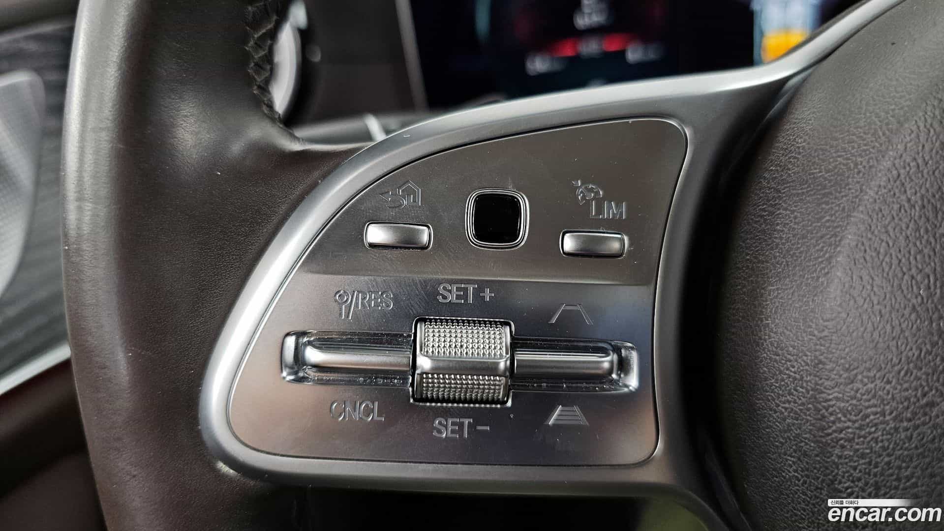 CLS-Class Mercedes-Benz 2021.4-OPTION-045