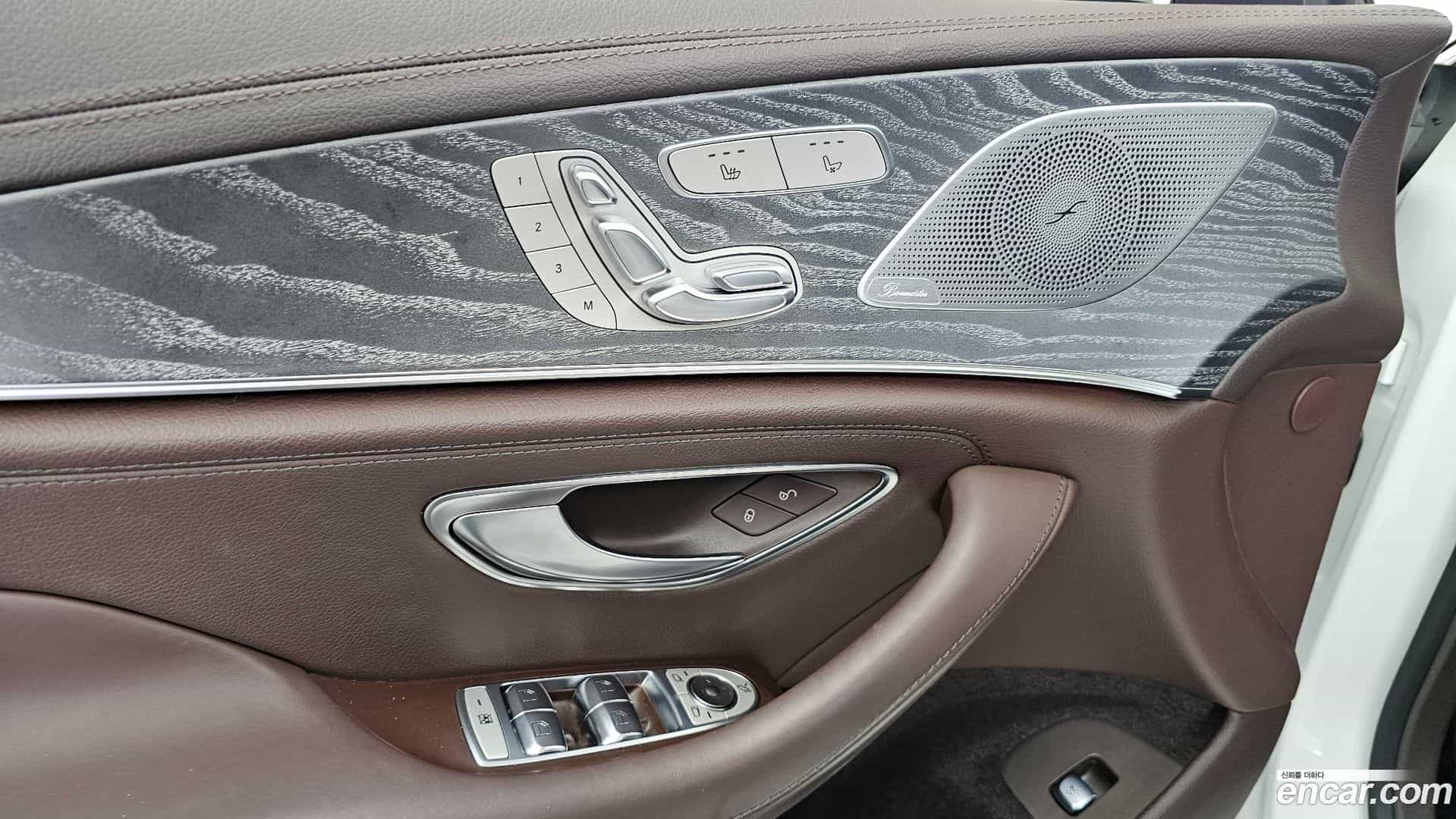 CLS-Class Mercedes-Benz 2021.4-OPTION-048