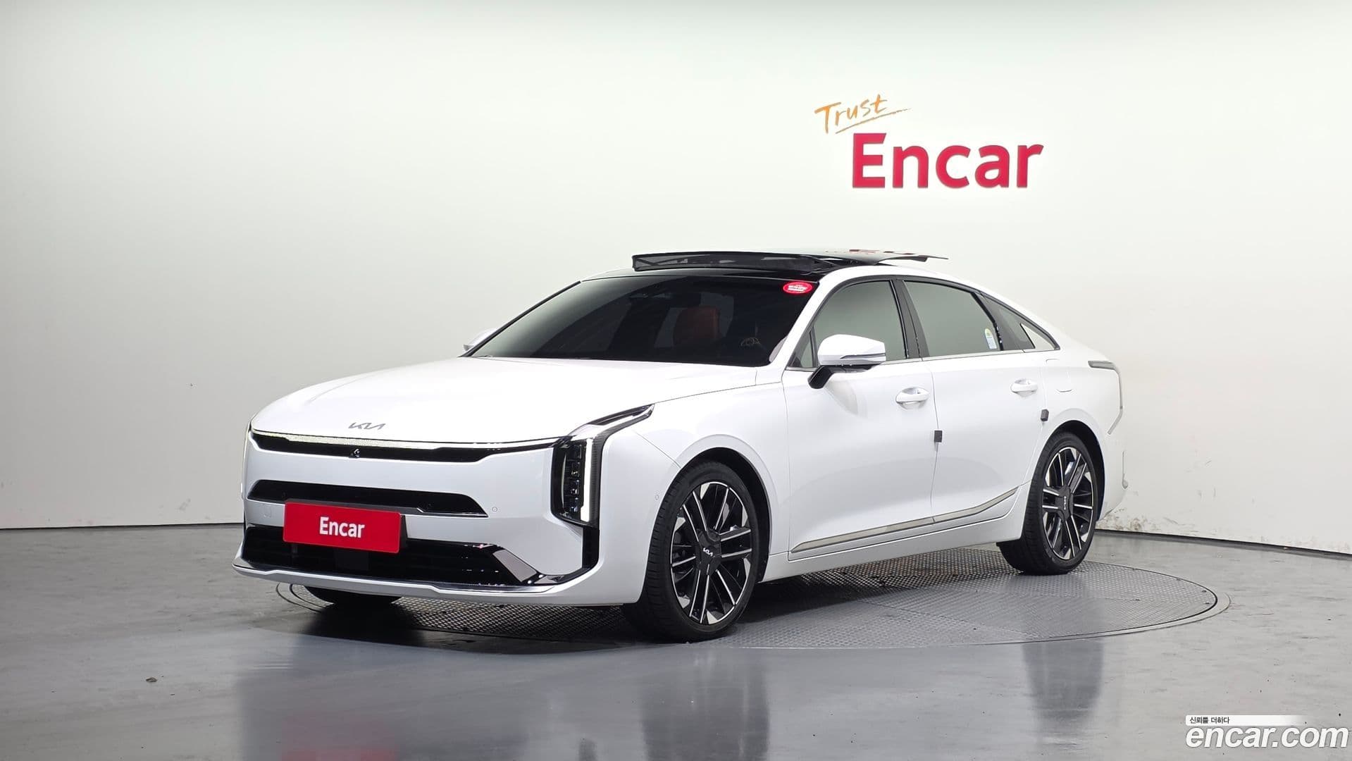 Main__Slider__Photo:K8 Kia 2024.9-0