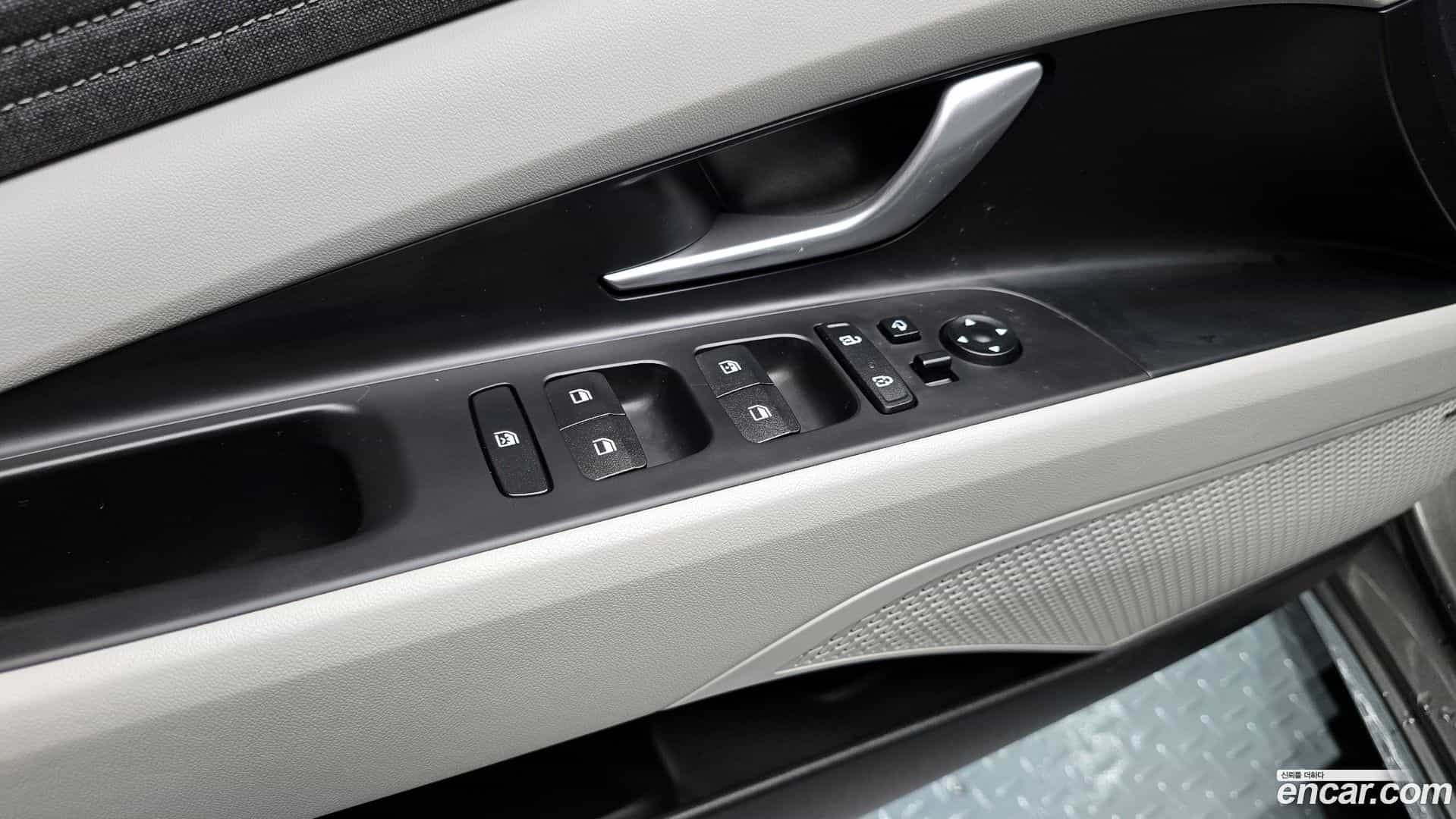 AVANTE Hyundai 2022.3-OPTION-042