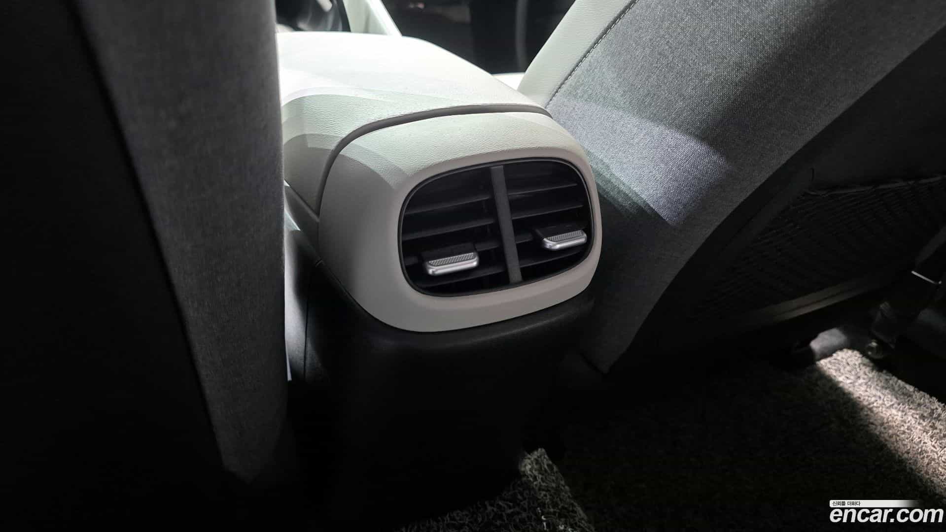 AVANTE Hyundai 2022.3-OPTION-045