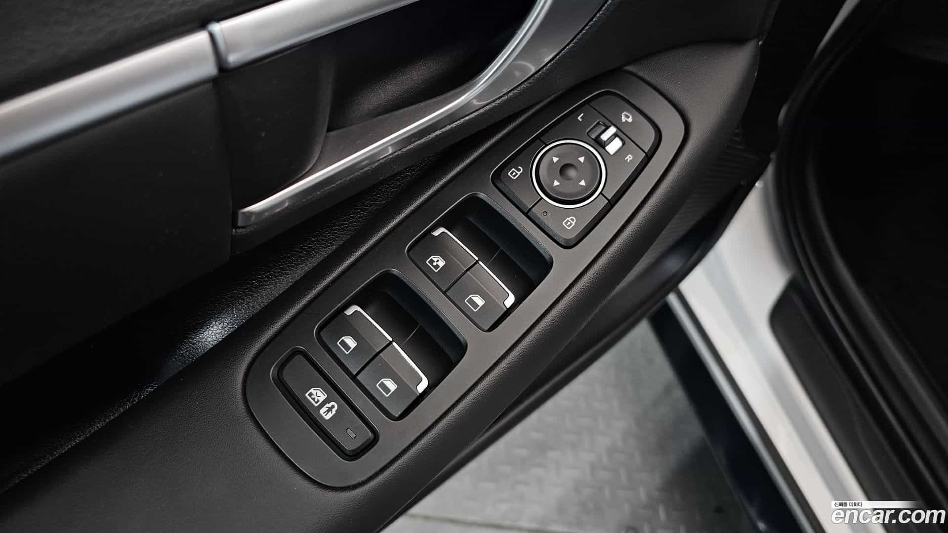 Sonata Hyundai 2022.6-OPTION-021
