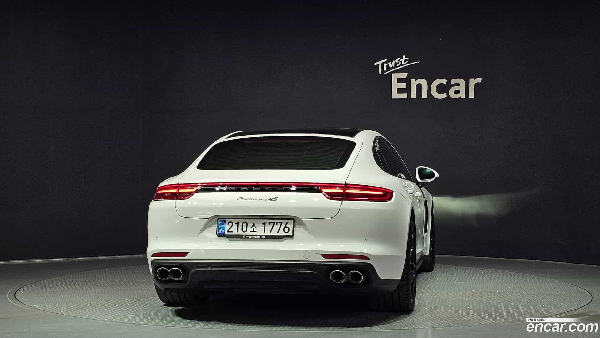 Panamera Porsche 2018.3-OUTER-004