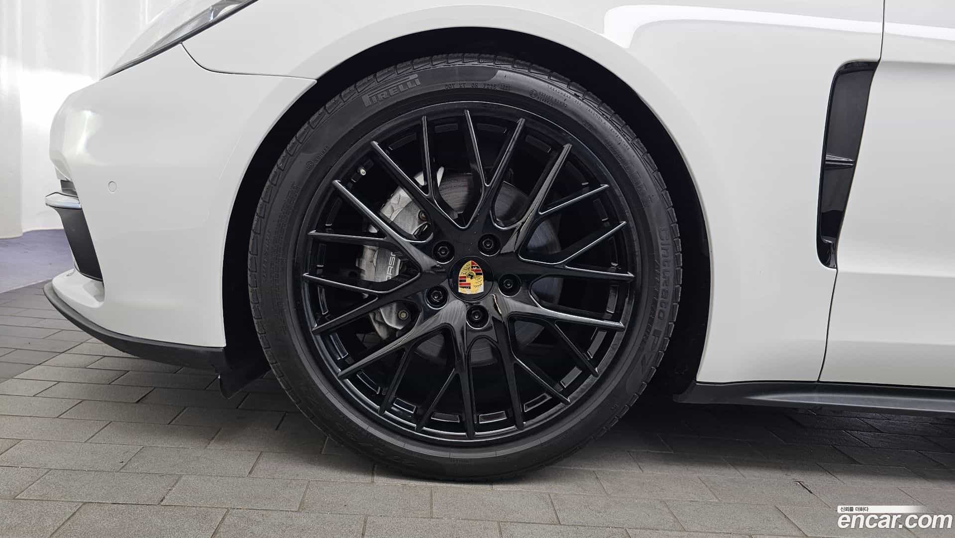 Panamera Porsche 2018.3-OUTER-005