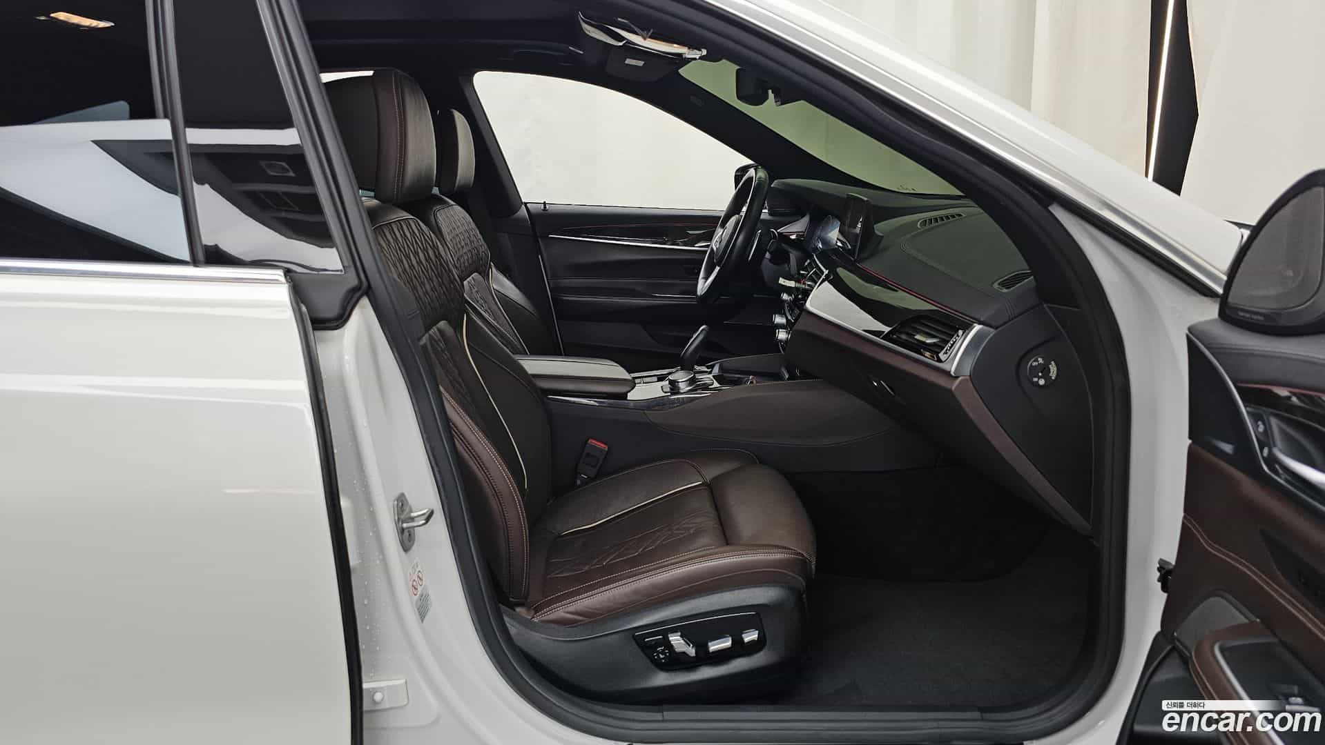 Gran Turismo BMW 2019.0-OPTION-015