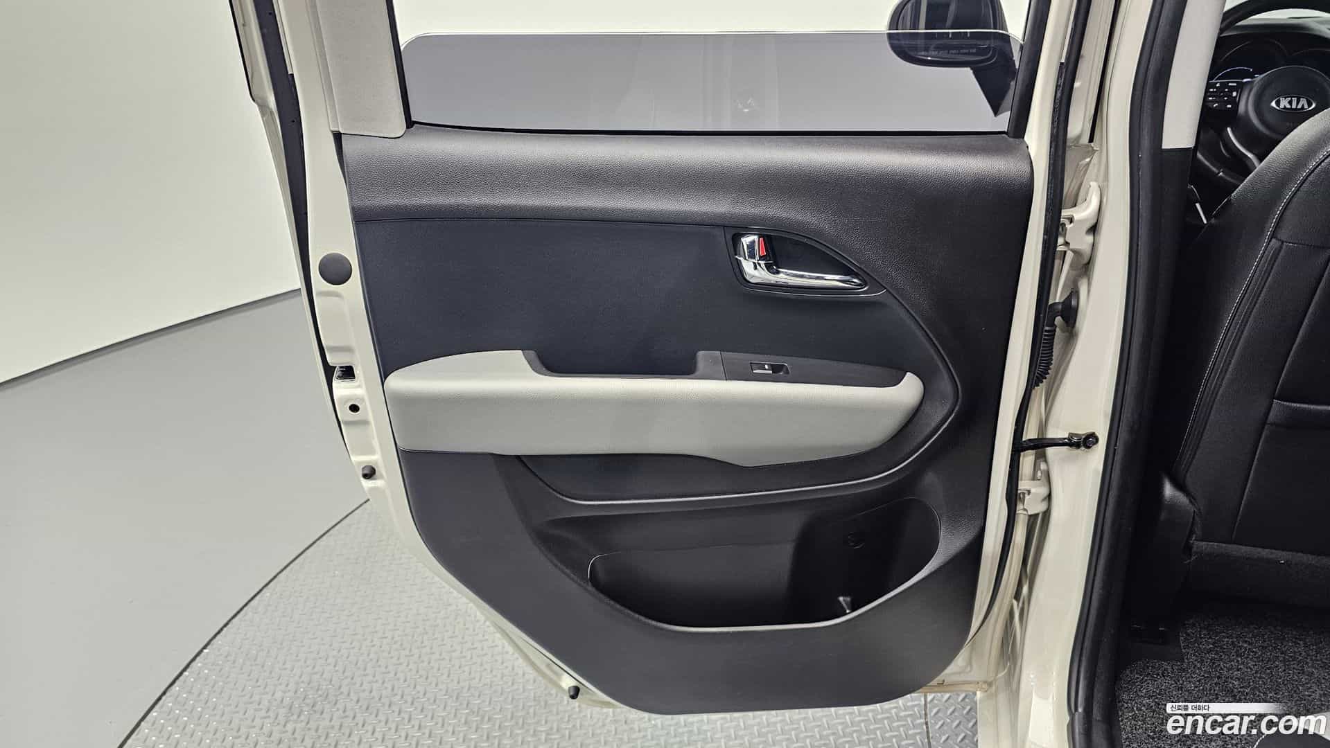 RAY Kia 2019.4-INNER-035