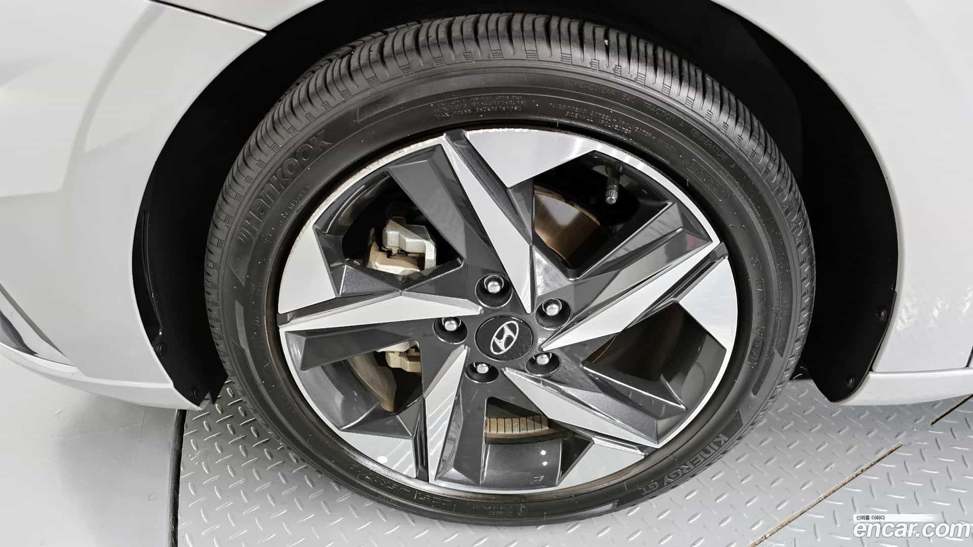 AVANTE Hyundai 2021.5-OUTER-005