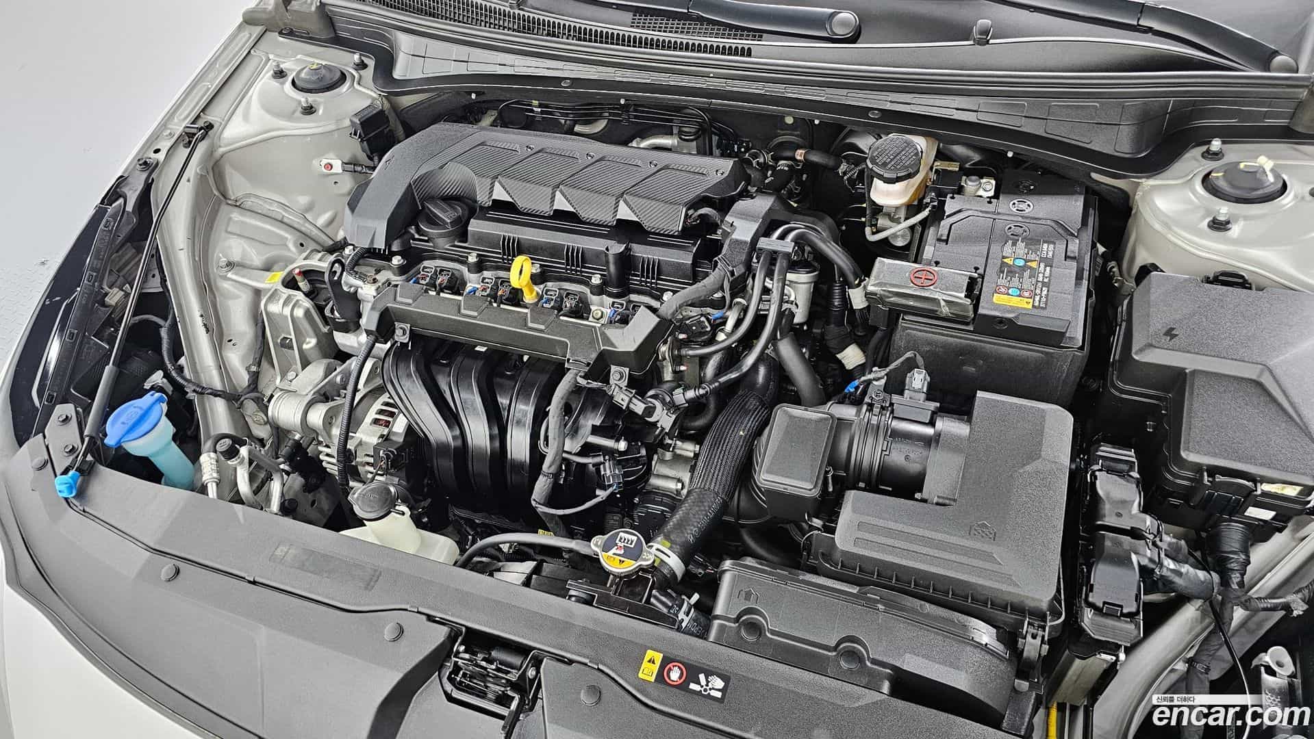 AVANTE Hyundai 2021.5-OUTER-006