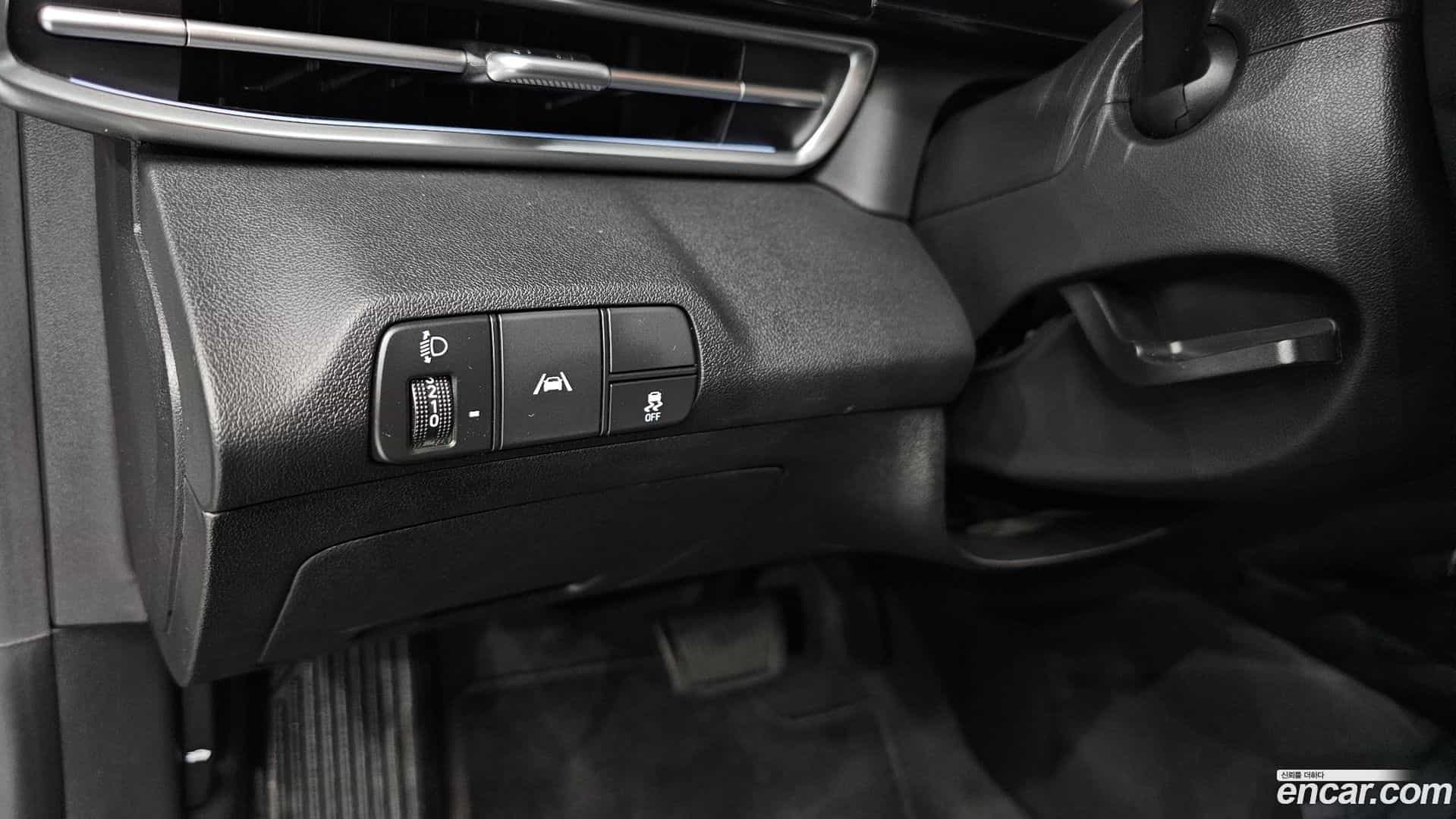 AVANTE Hyundai 2021.5-OPTION-018