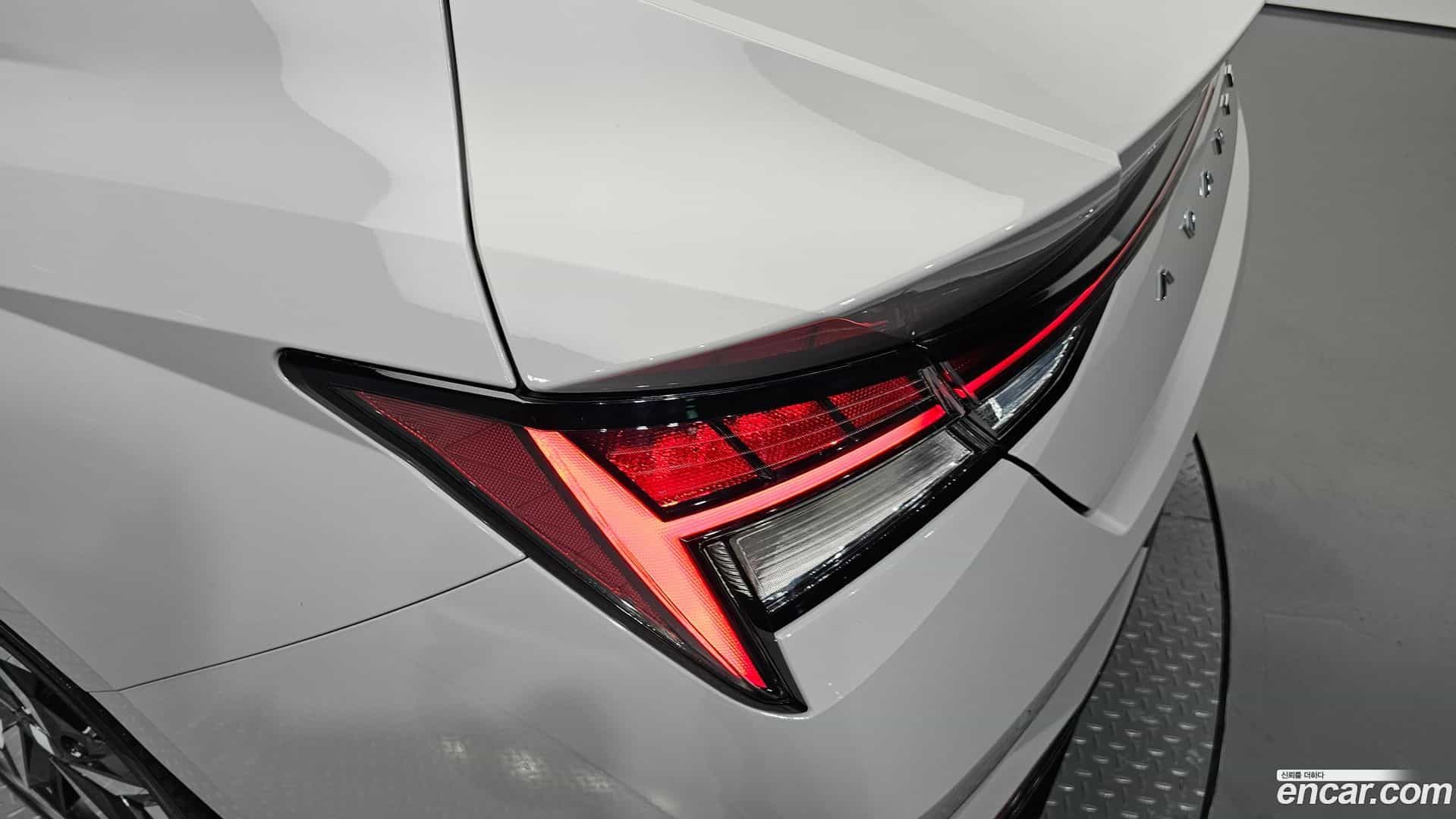 AVANTE Hyundai 2021.5-OUTER-033
