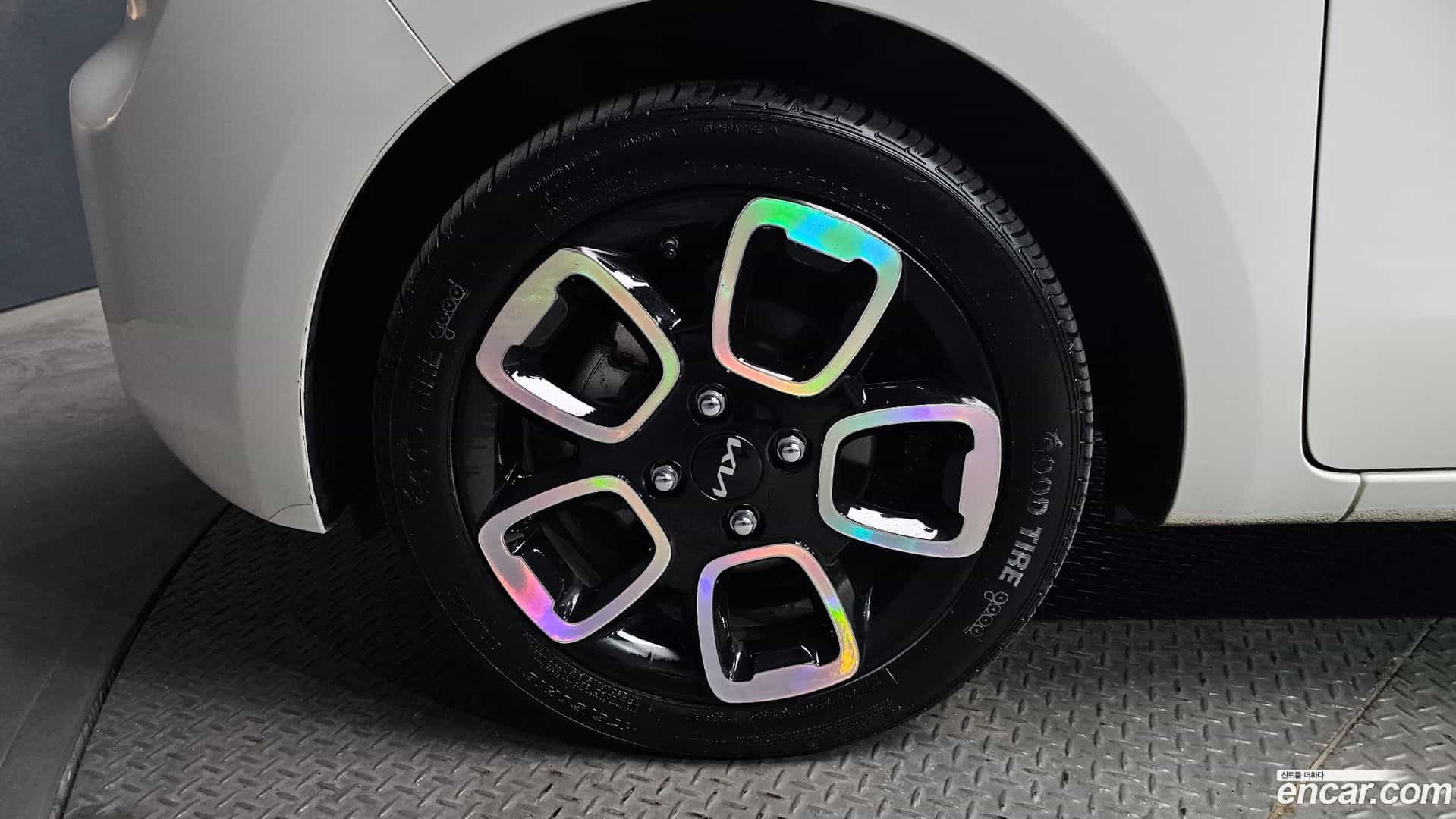 RAY Kia 2022.5-OUTER-005