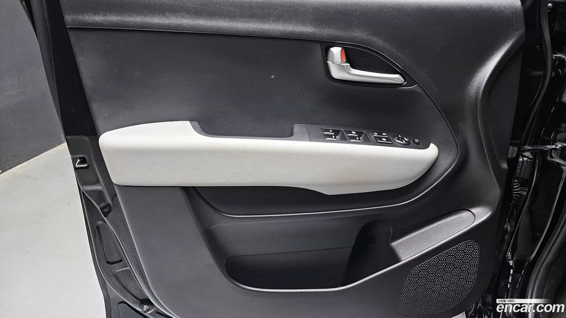 RAY Kia 2023.6-INNER-034