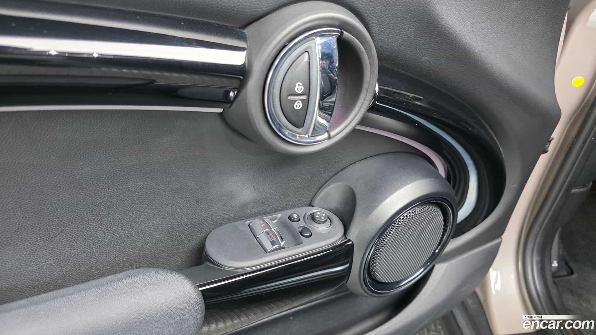Cooper Mini 2023.3-OPTION-017