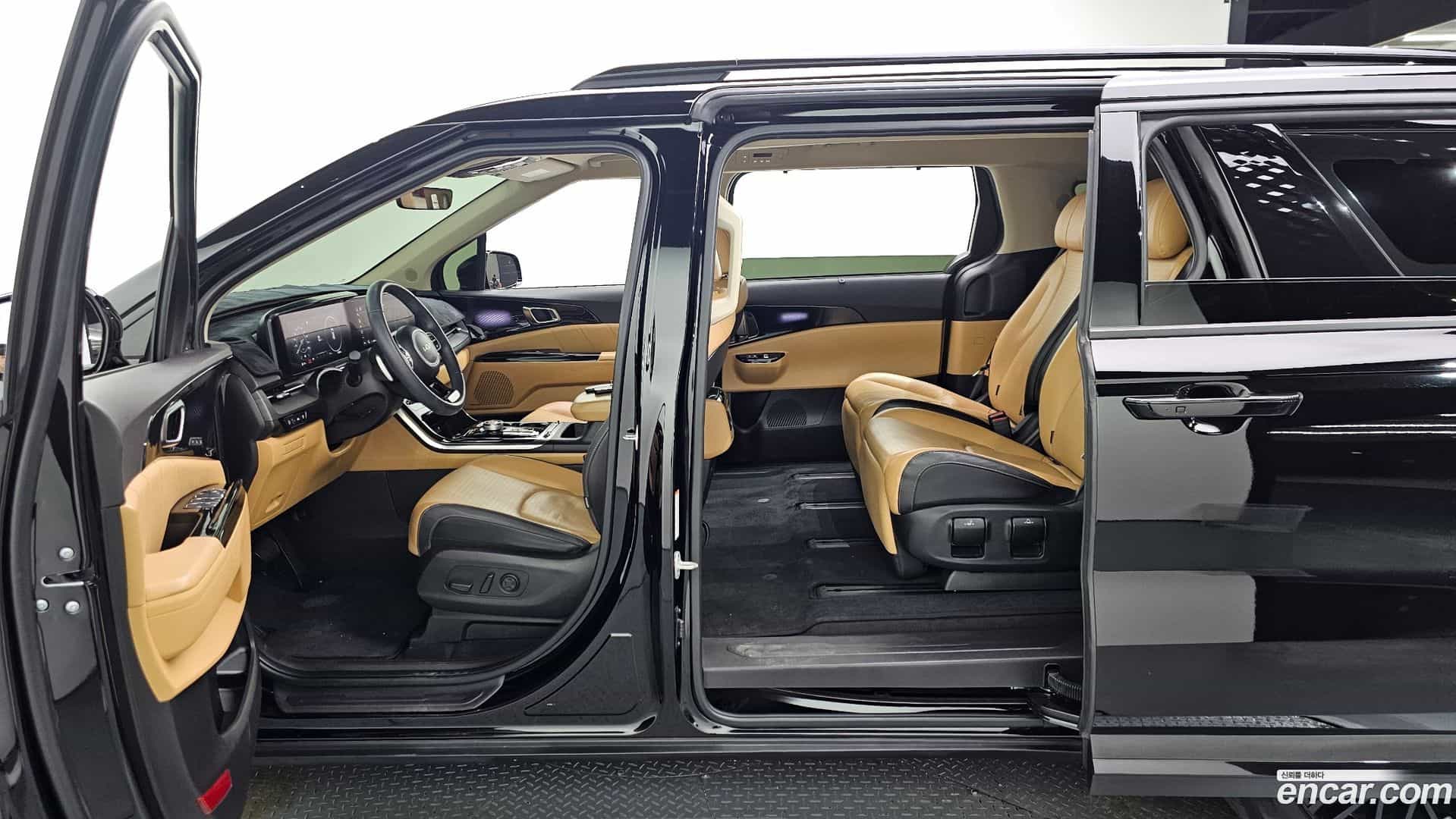 Canival Kia 2023.2-INNER-010