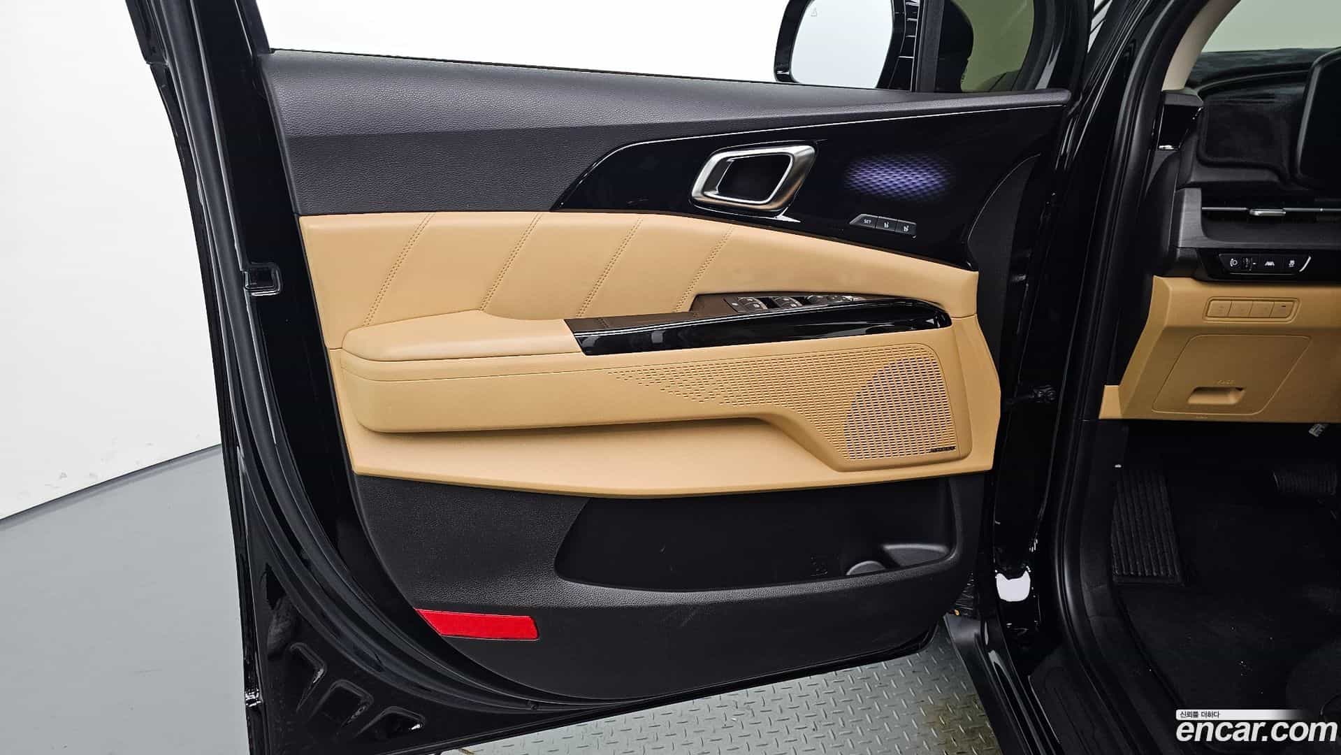 Canival Kia 2023.2-INNER-034