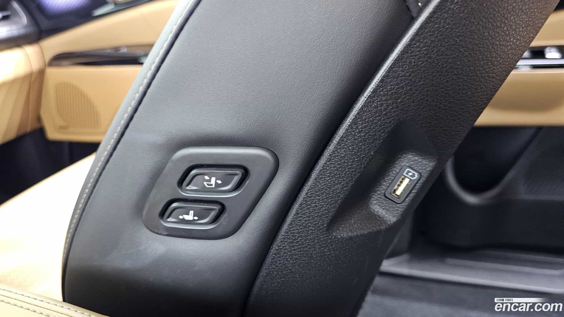 Canival Kia 2023.2-OPTION-045