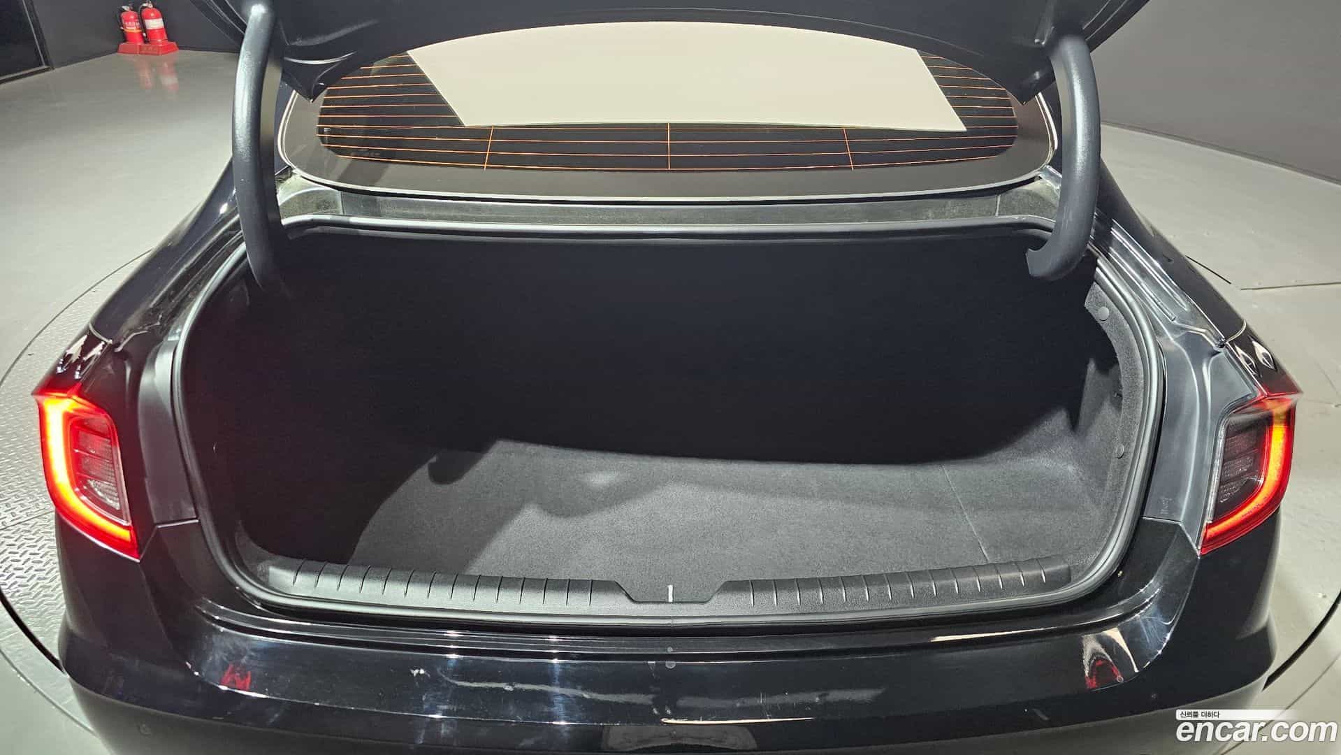 Sonata Hyundai 2019.9-OPTION-024
