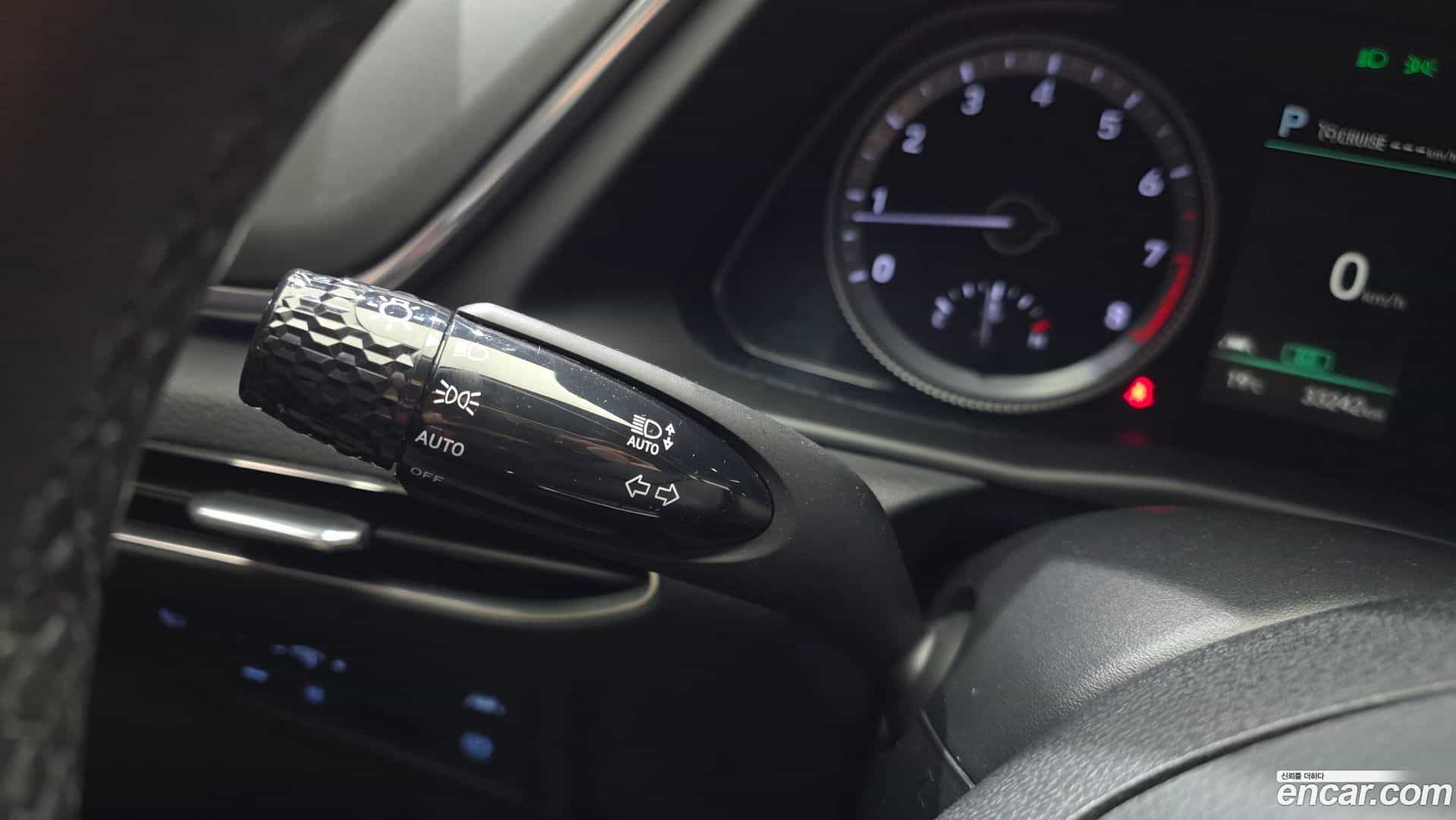Sonata Hyundai 2022.2-OPTION-043