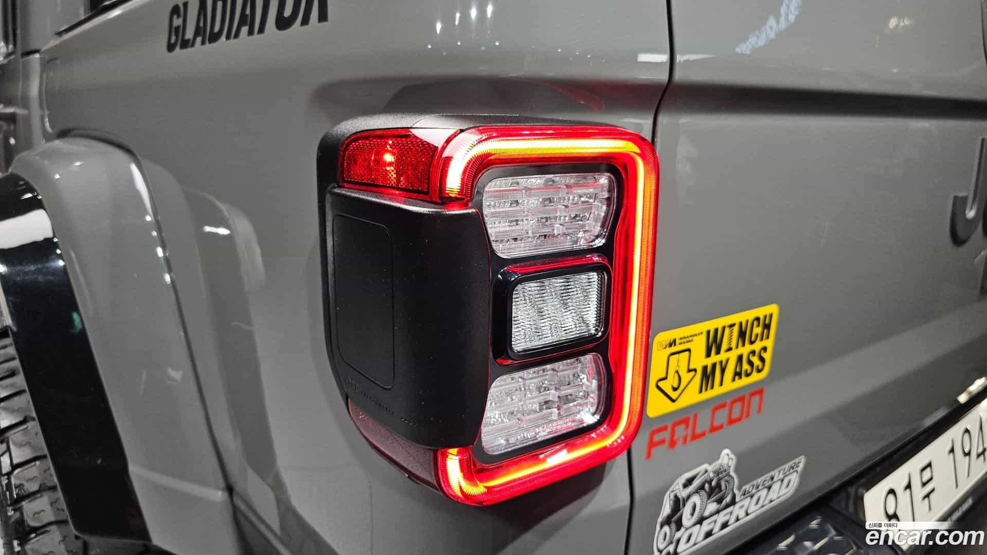 Gladiator Jeep 2021.3-OUTER-033