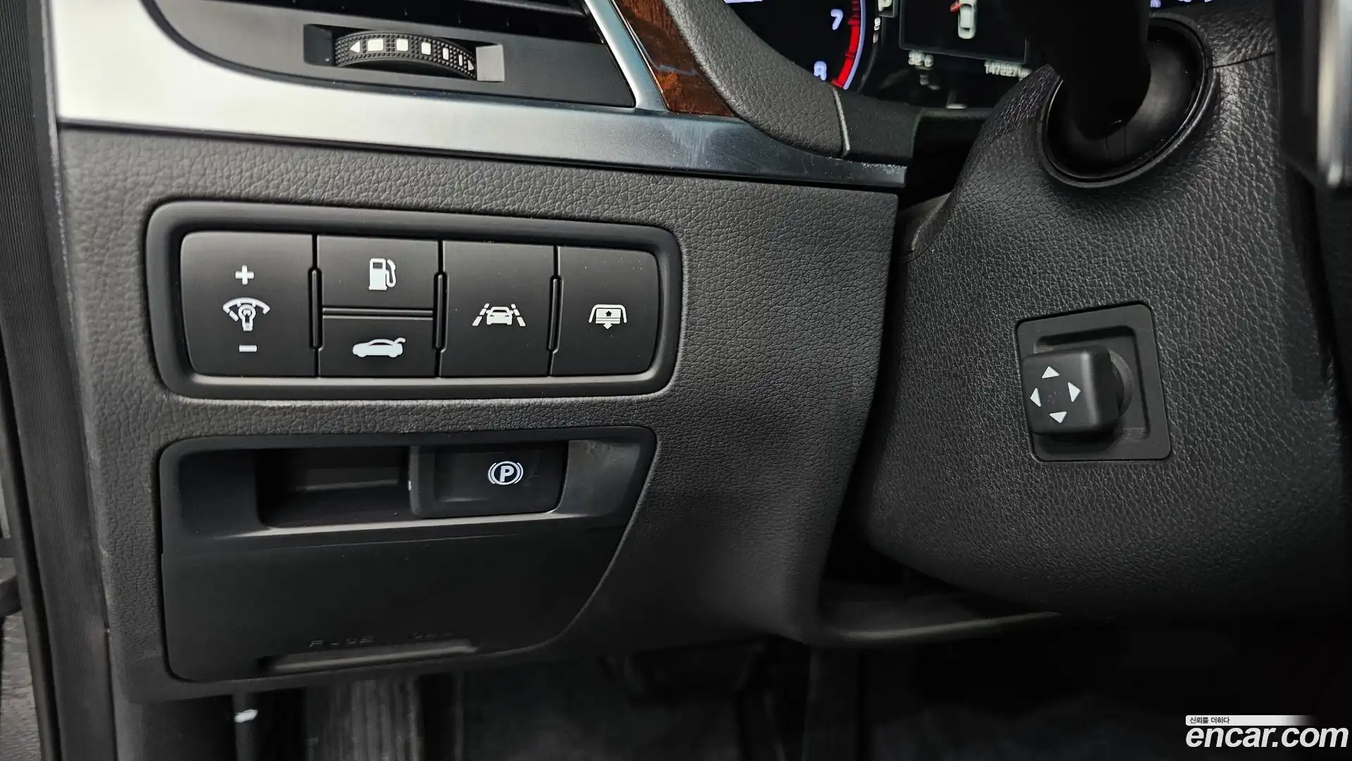 Genesis Hyundai 2015.0-OPTION-017