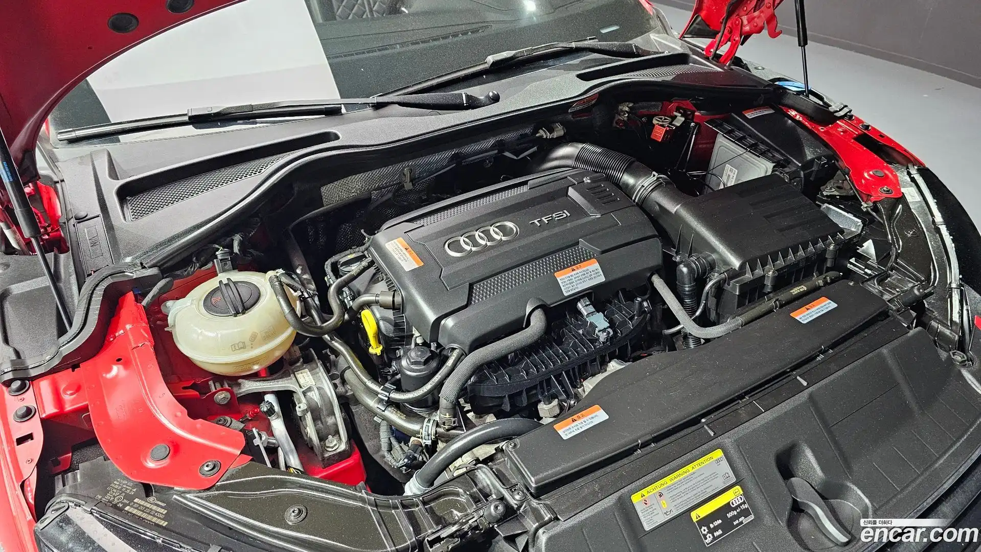 TT Audi 2015.11-OUTER-006