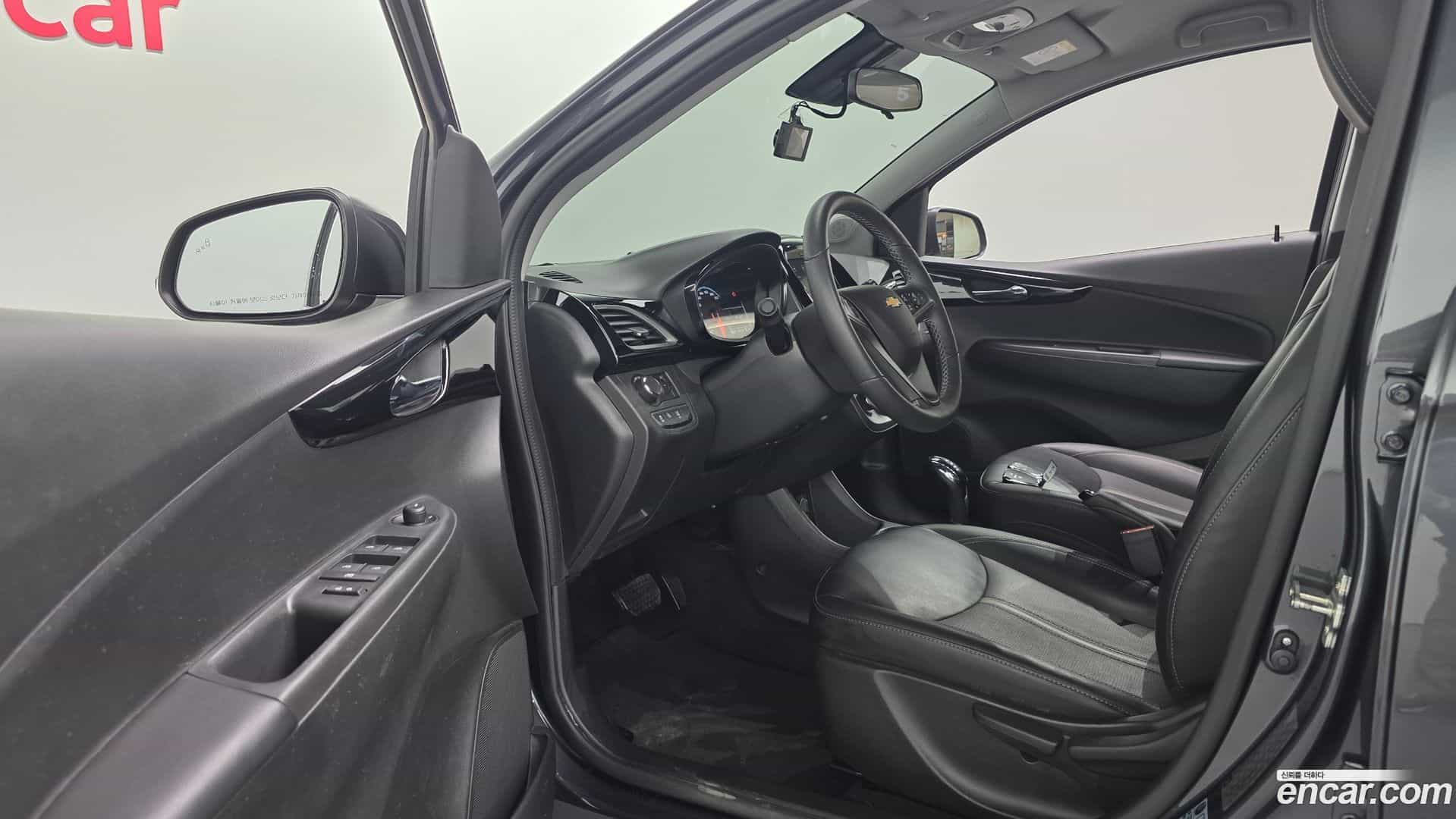 Spark Chevrolet 2022.11-INNER-010