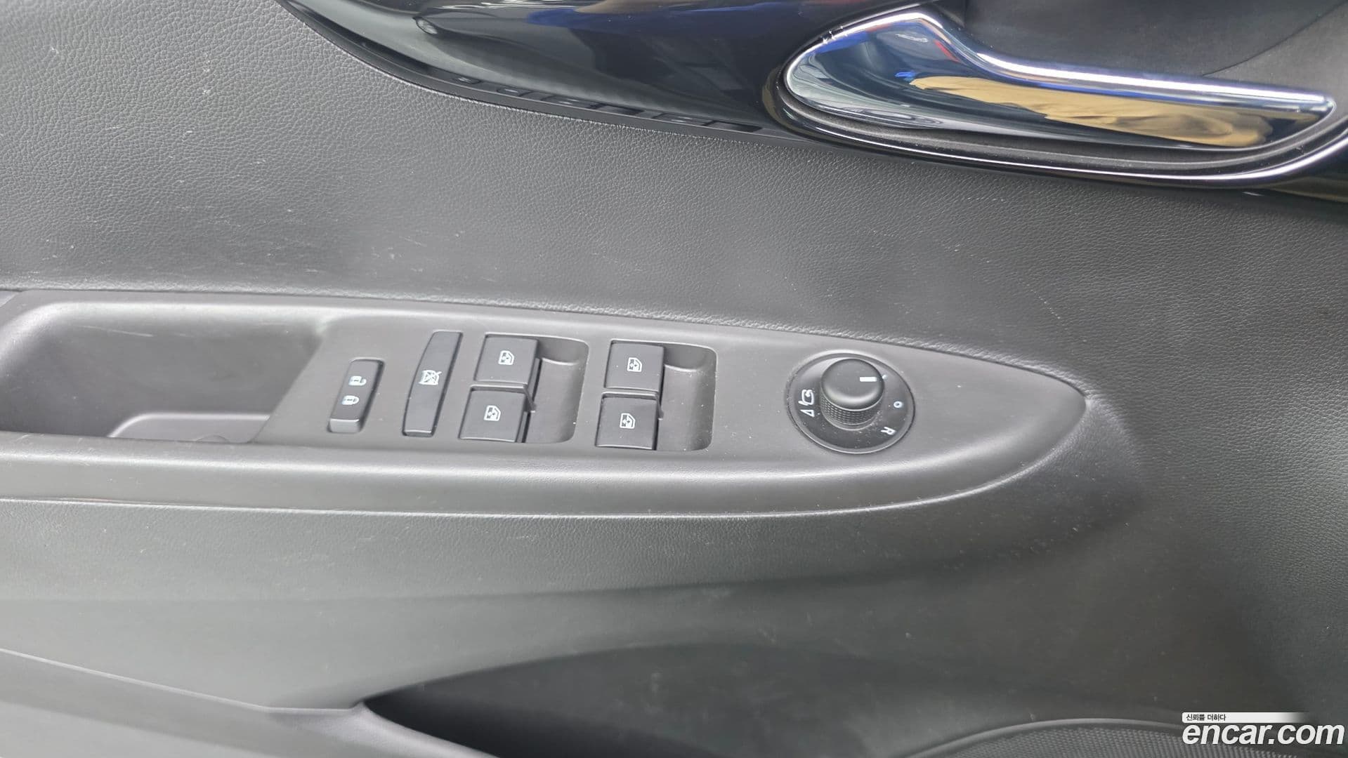 Main__Slider__Photo:Spark Chevrolet 2022.11-10