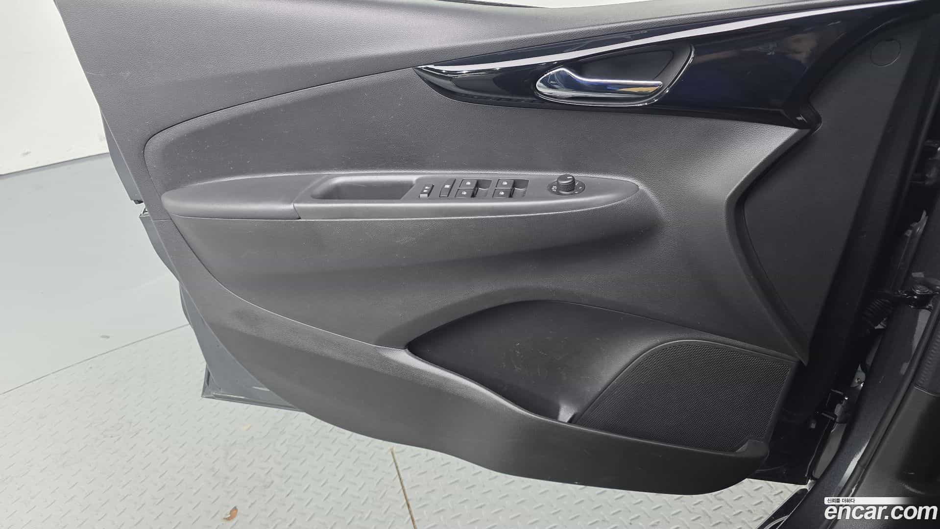 Spark Chevrolet 2022.11-INNER-034