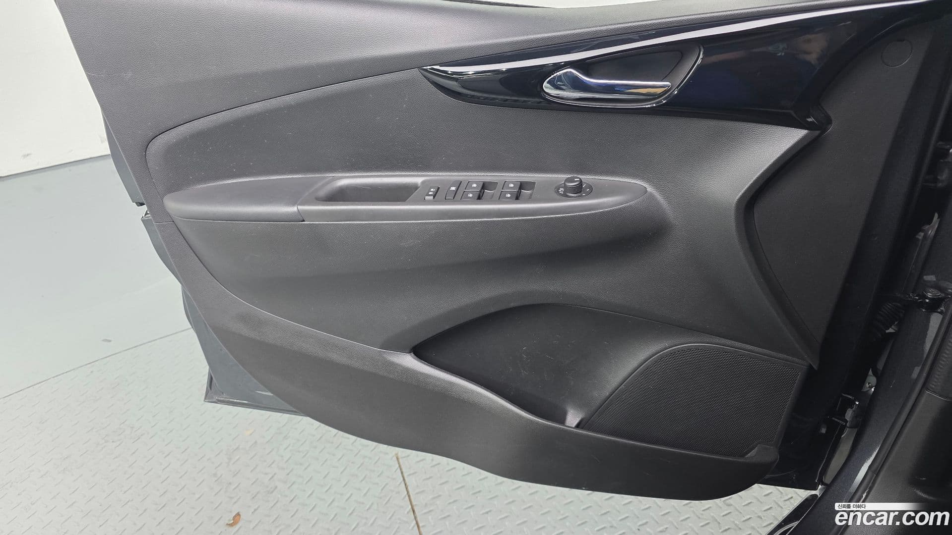 Main__Slider__Photo:Spark Chevrolet 2022.11-23