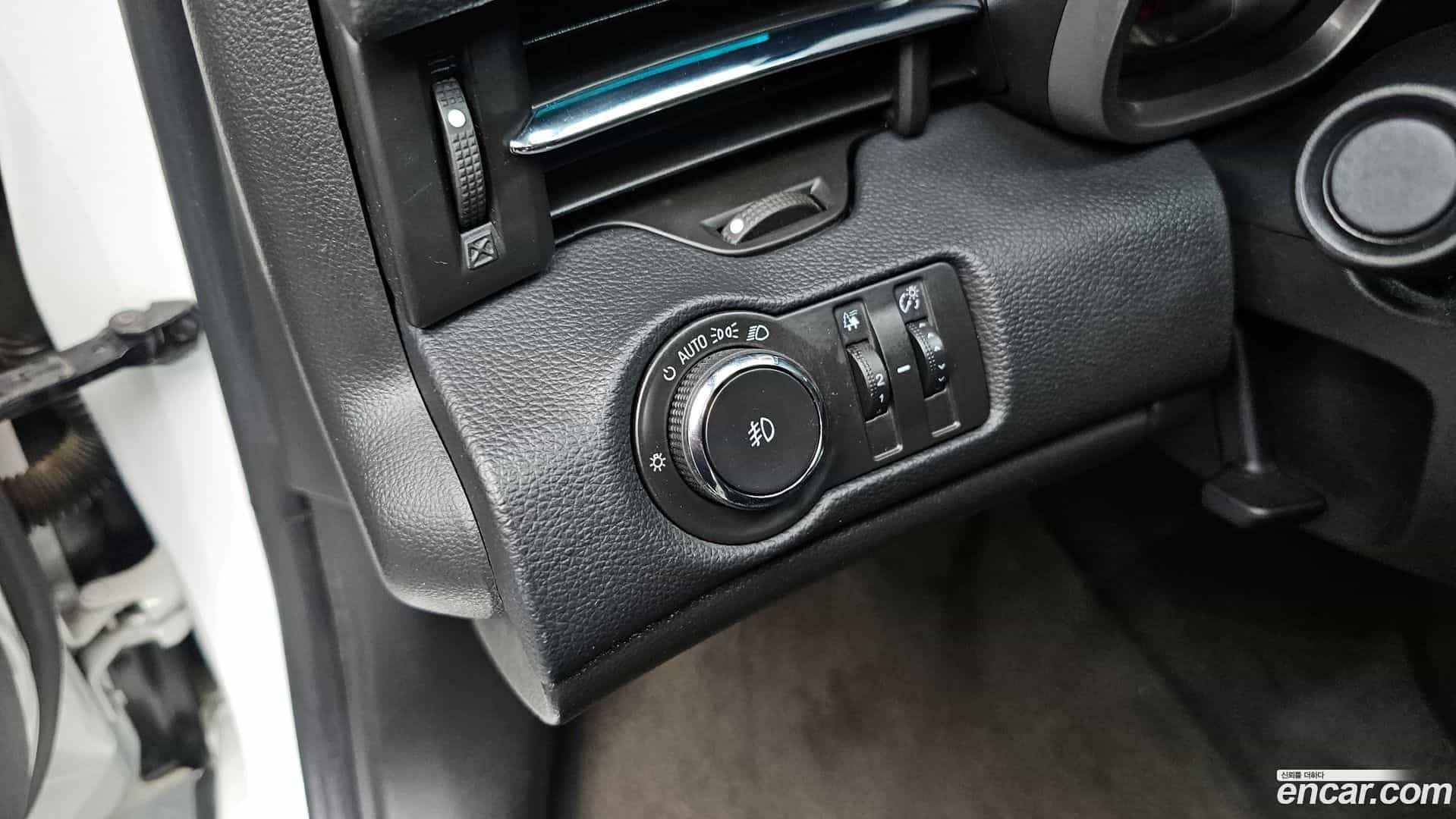 Malibu Chevrolet 2016.3-OPTION-021