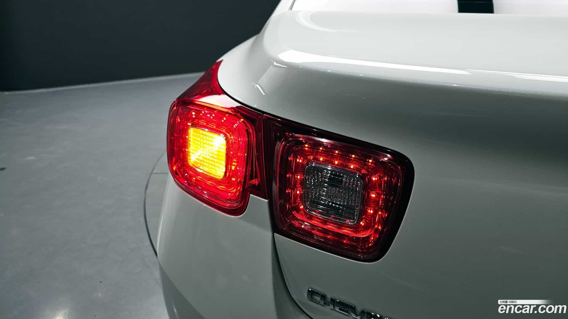 Malibu Chevrolet 2016.3-OUTER-033