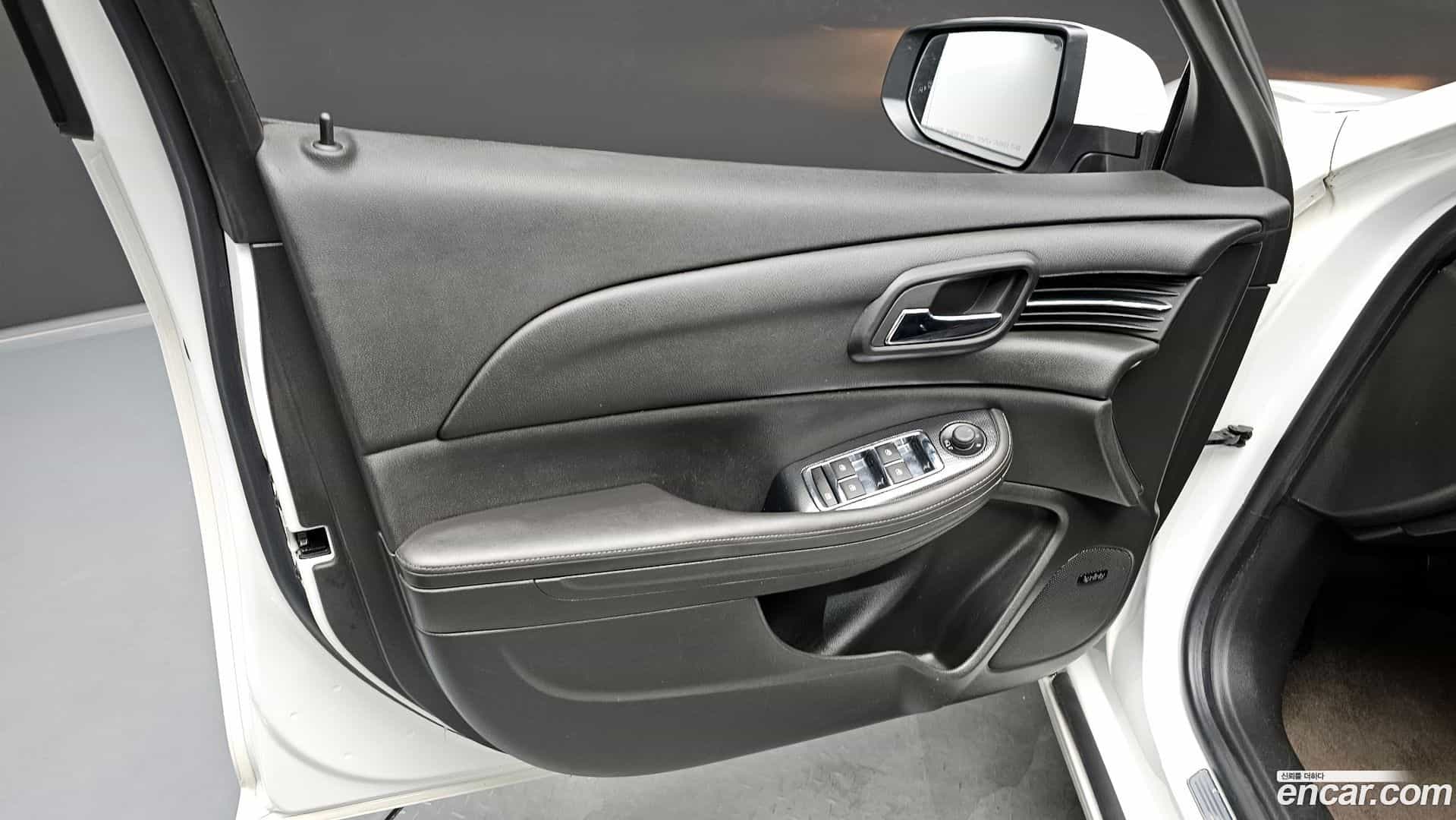 Malibu Chevrolet 2016.3-INNER-034