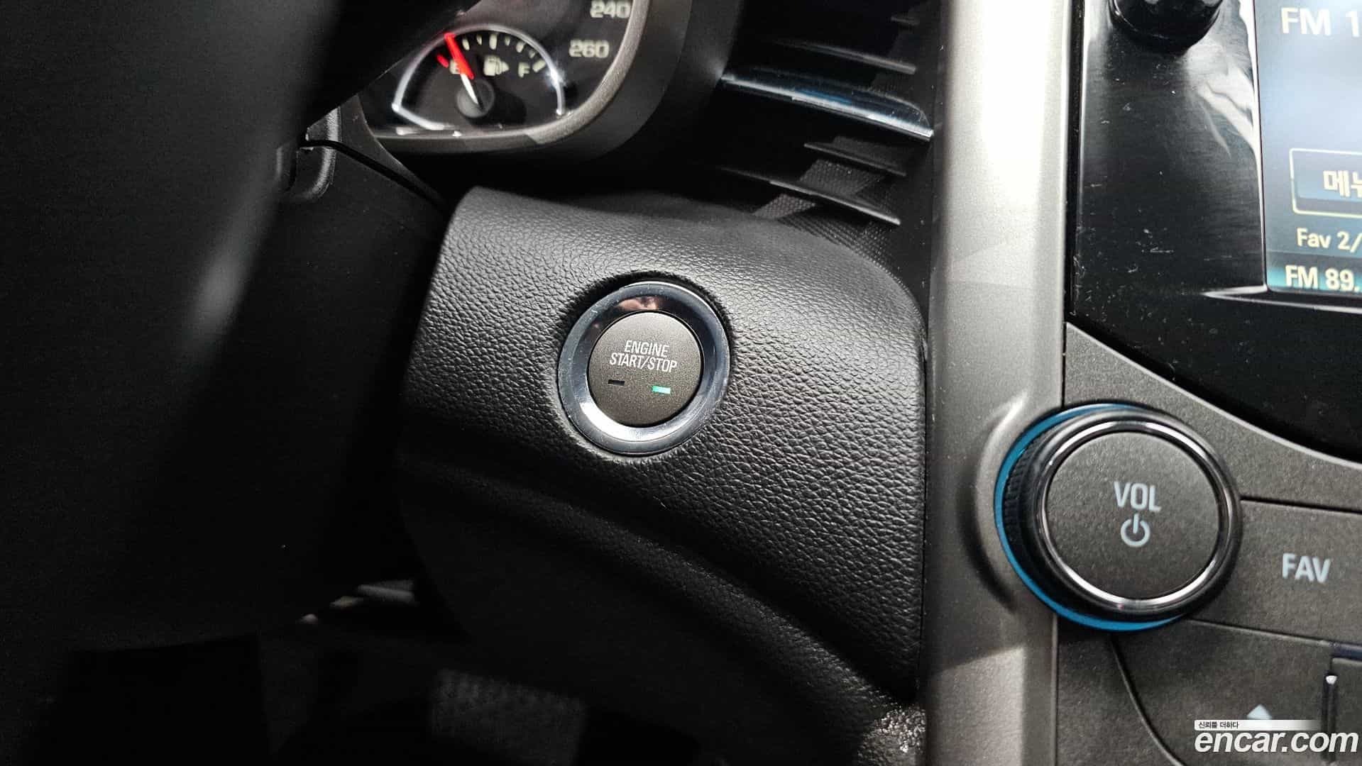 Malibu Chevrolet 2016.3-OPTION-042