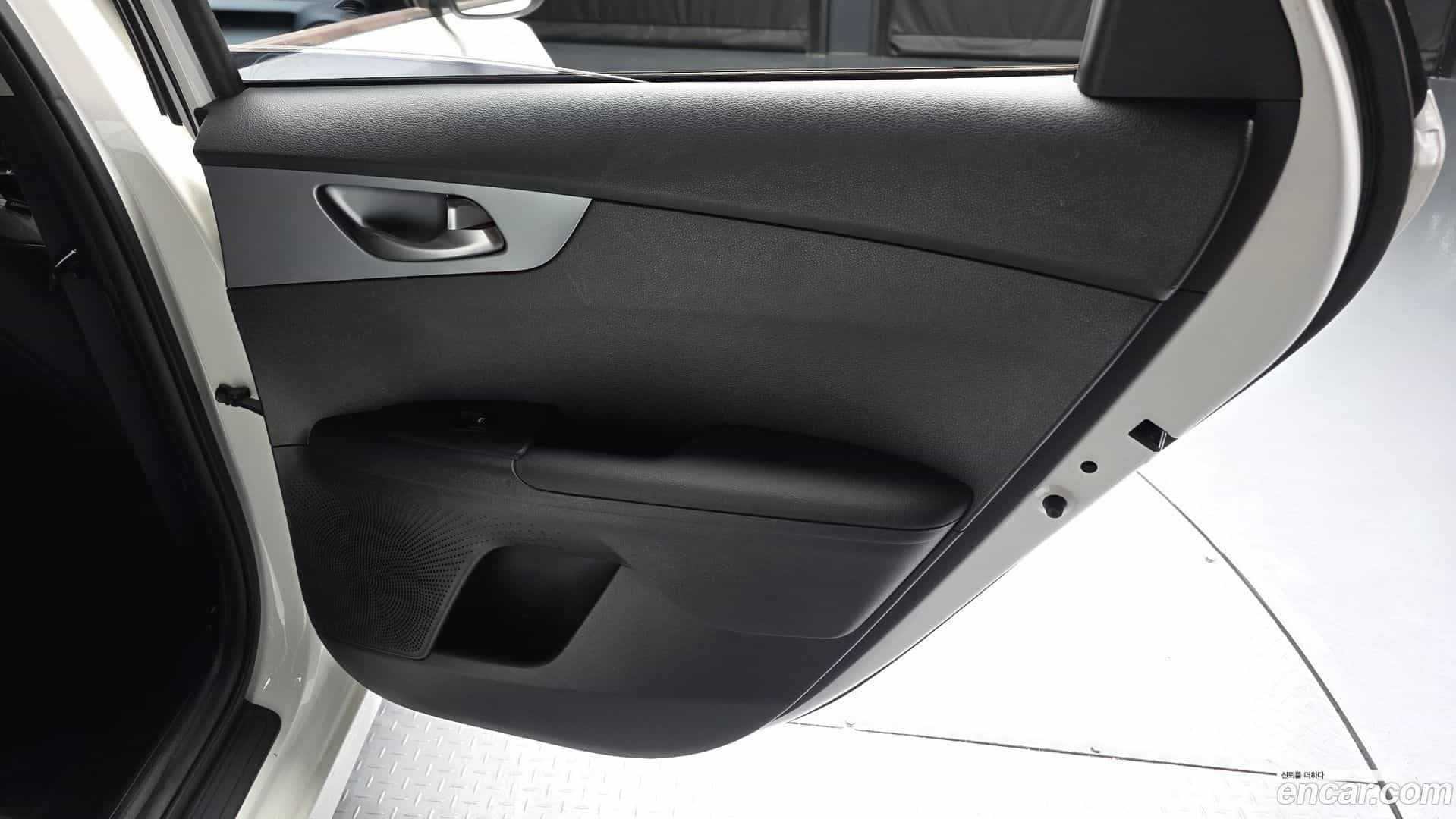 K3 Kia 2021.5-INNER-035