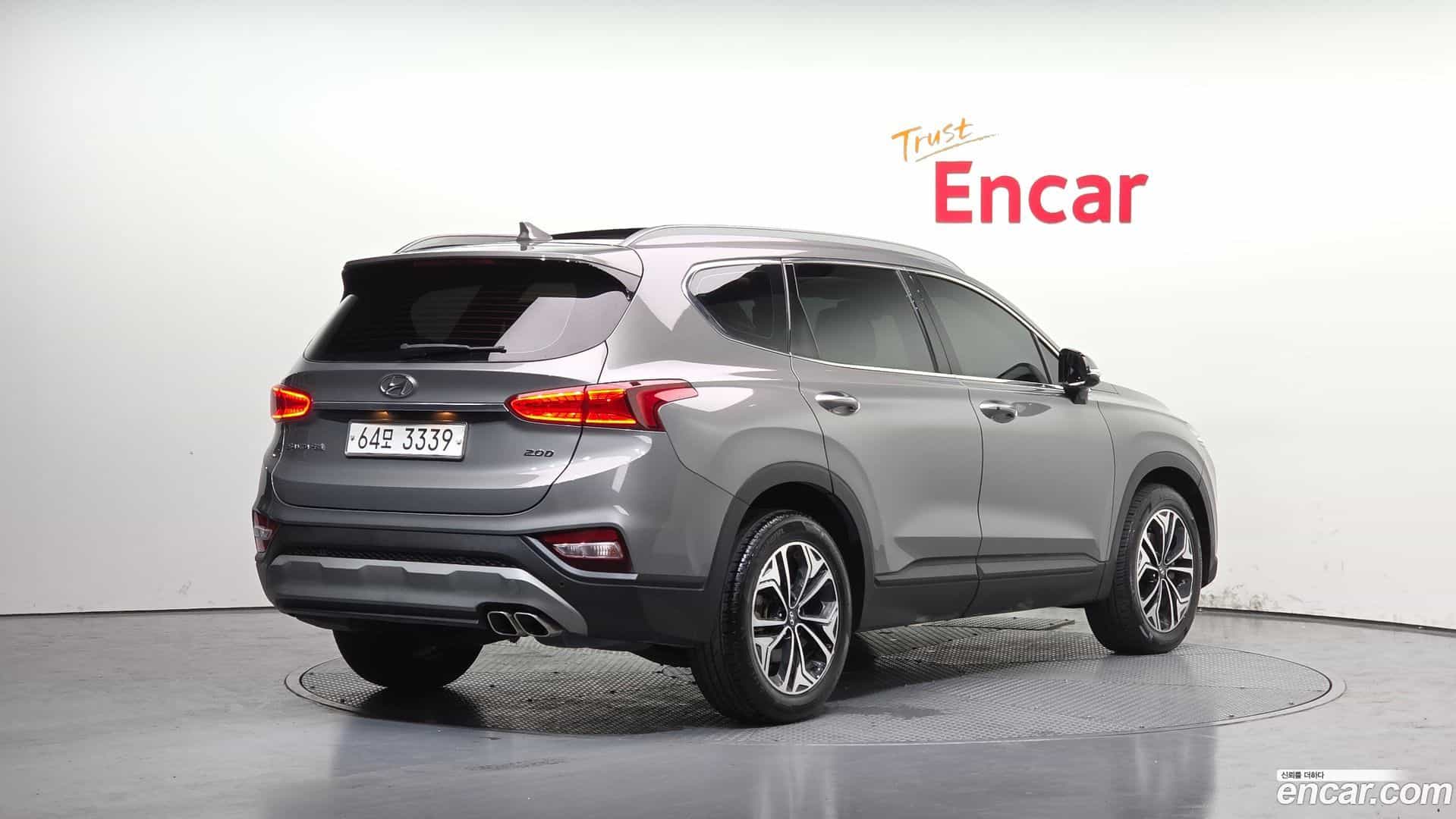 Santafe Hyundai 2018.10-OUTER-002