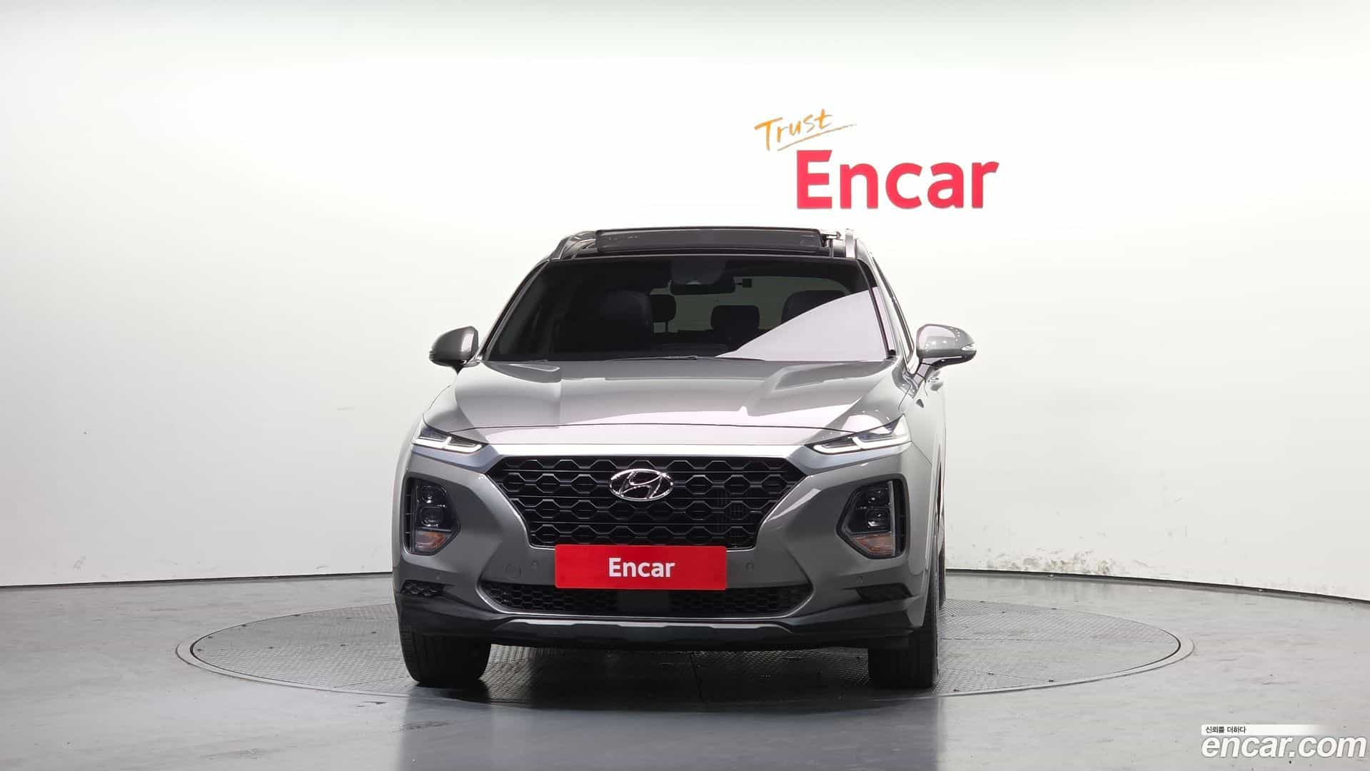 Santafe Hyundai 2018.10-OUTER-003