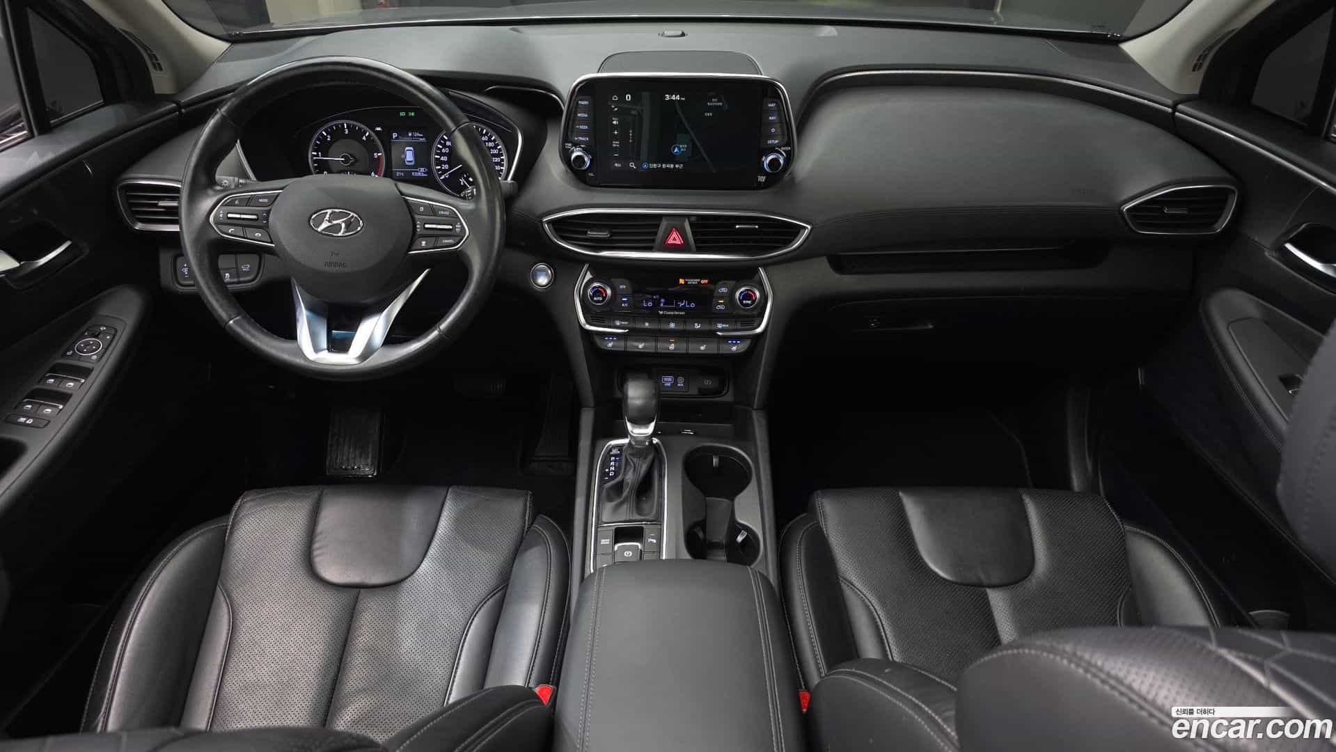 Santafe Hyundai 2018.10-INNER-007